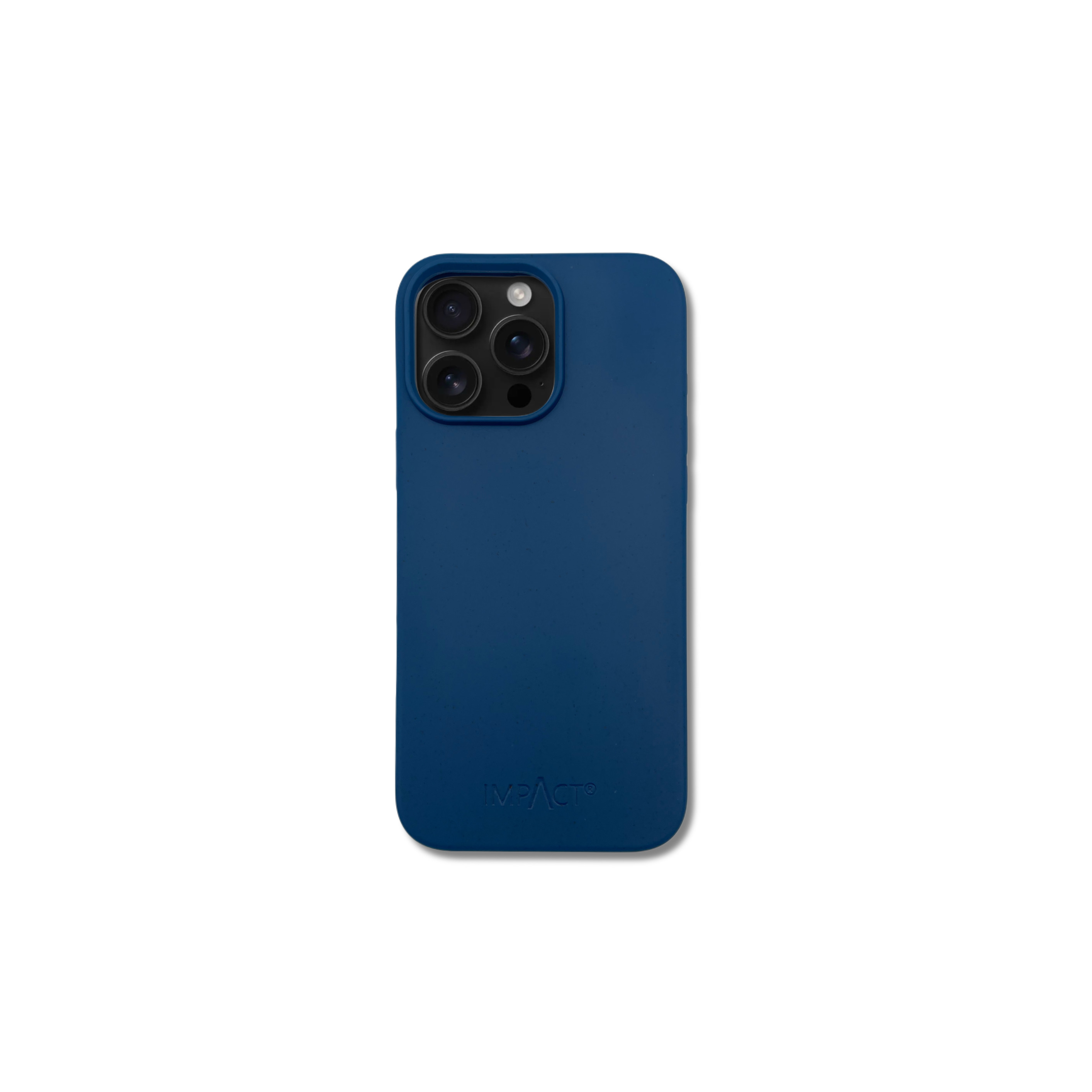 Una custodia blu per telefono, leggermente angolata, su sfondo bianco. Le lenti della fotocamera sono visibili in alto.