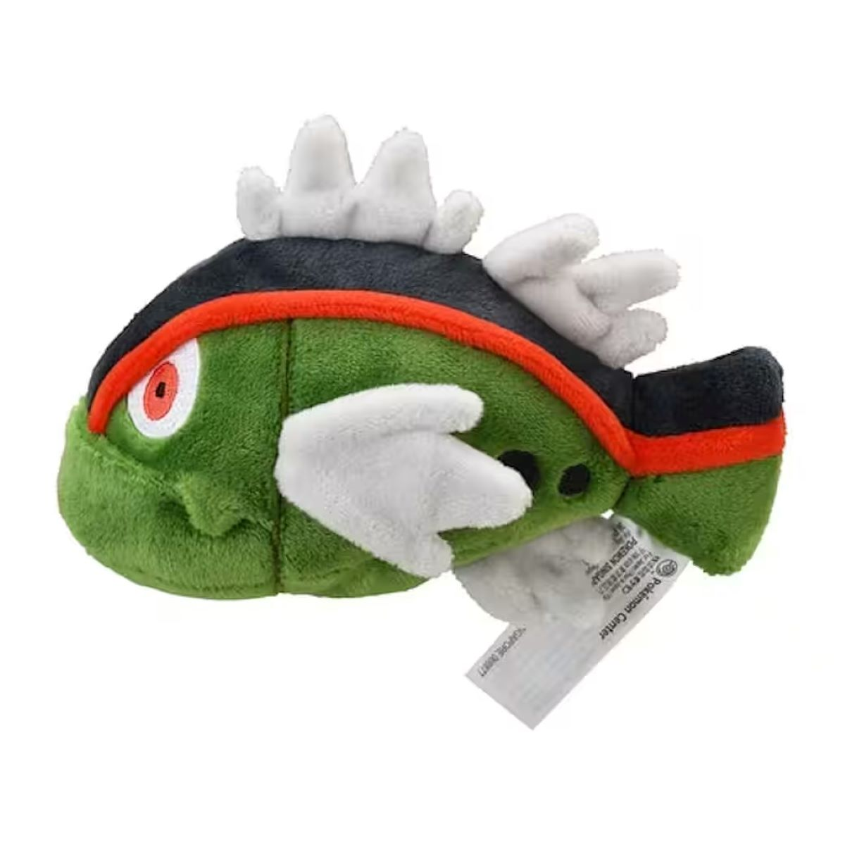 Ein Kuscheltierfisch. Grüner Körper, schwarze Oberseite mit weißen Stacheln. Rote Details. Weiße Flossen. Tag mit 'Pokemon Center'.