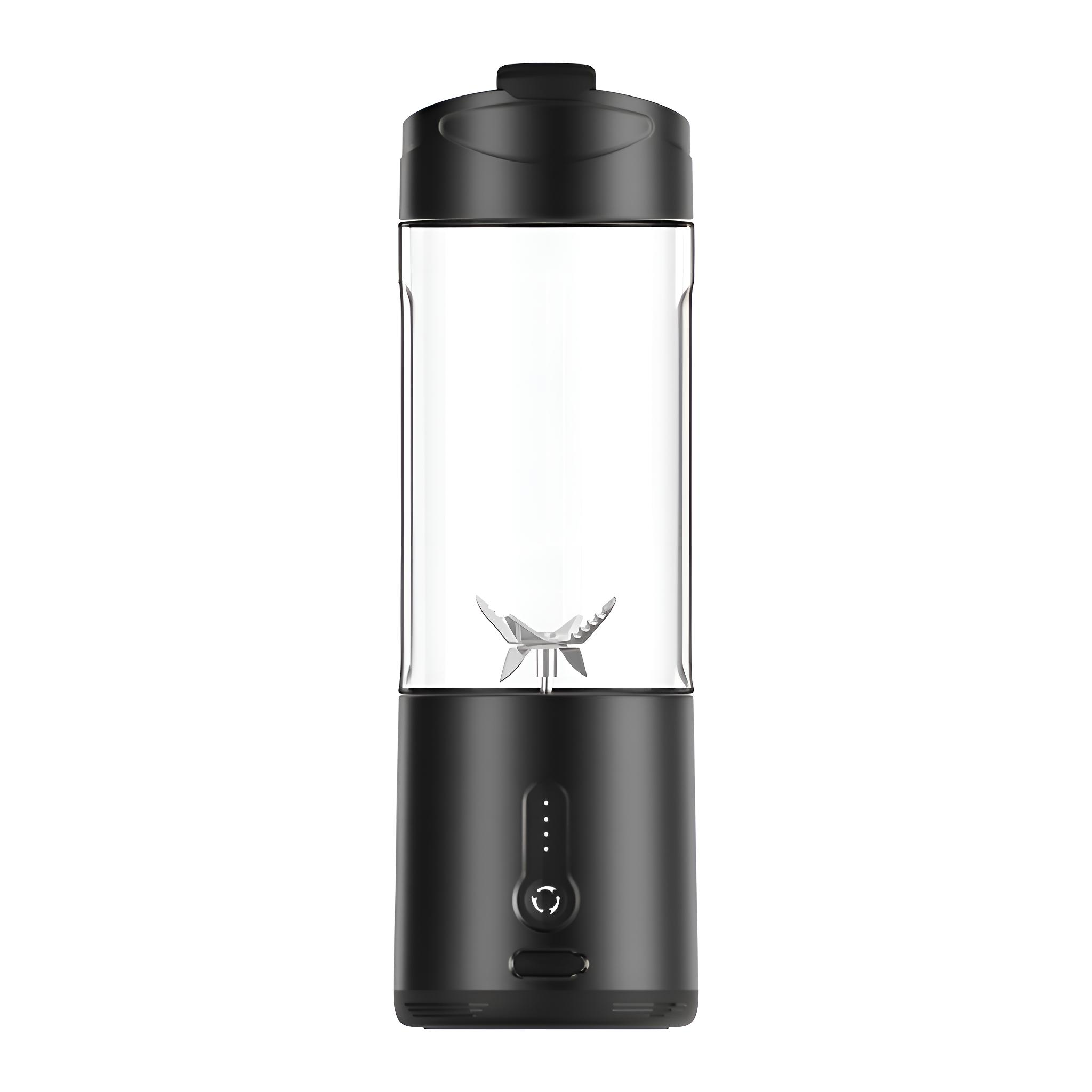 Ein tragbarer schwarzer und transparenter Mixer auf weißem Hintergrund. Der Mixer hat eine schwarze Ober- und Unterseite mit einem transparenten Behälter.
