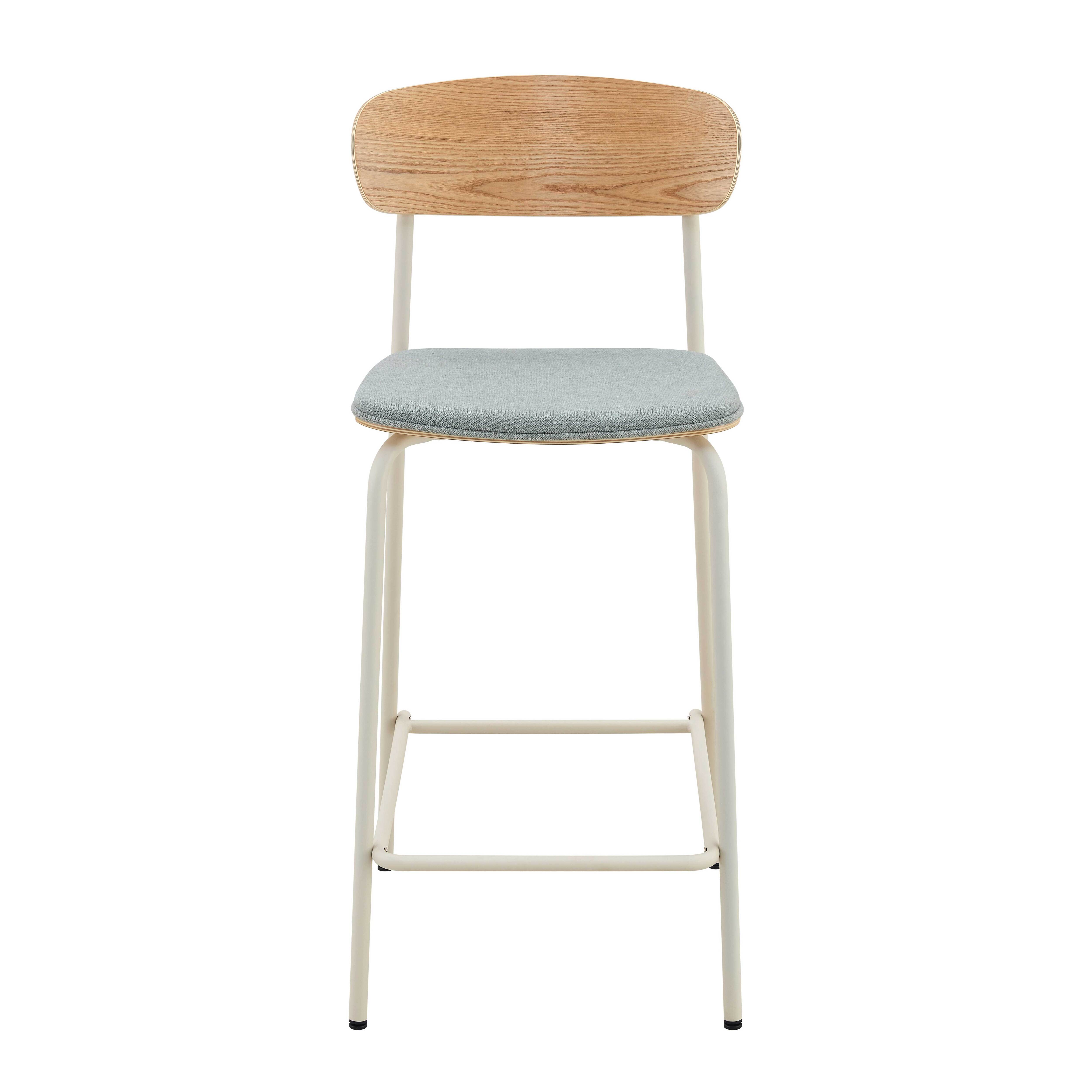 Ein hoher Barhocker. Er hat eine Rückenlehne aus hellem Holz, einen grauen Sitz und cremefarbene Metallbeine.