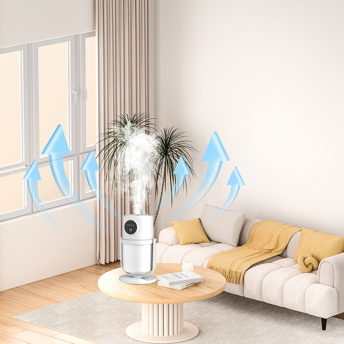 Weißer Luftbefeuchter gibt Dampf ab. Blaue Pfeile zeigen den Luftstrom an. Sofa mit gelben Kissen und Decke, runder Tisch mit Büchern, Fenster.