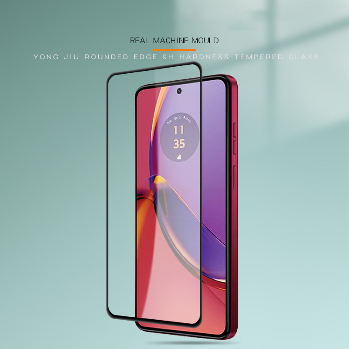Uno smartphone con protezione schermo. Il telefono è rosso, la protezione trasparente. L'ora sul telefono è 11:35.