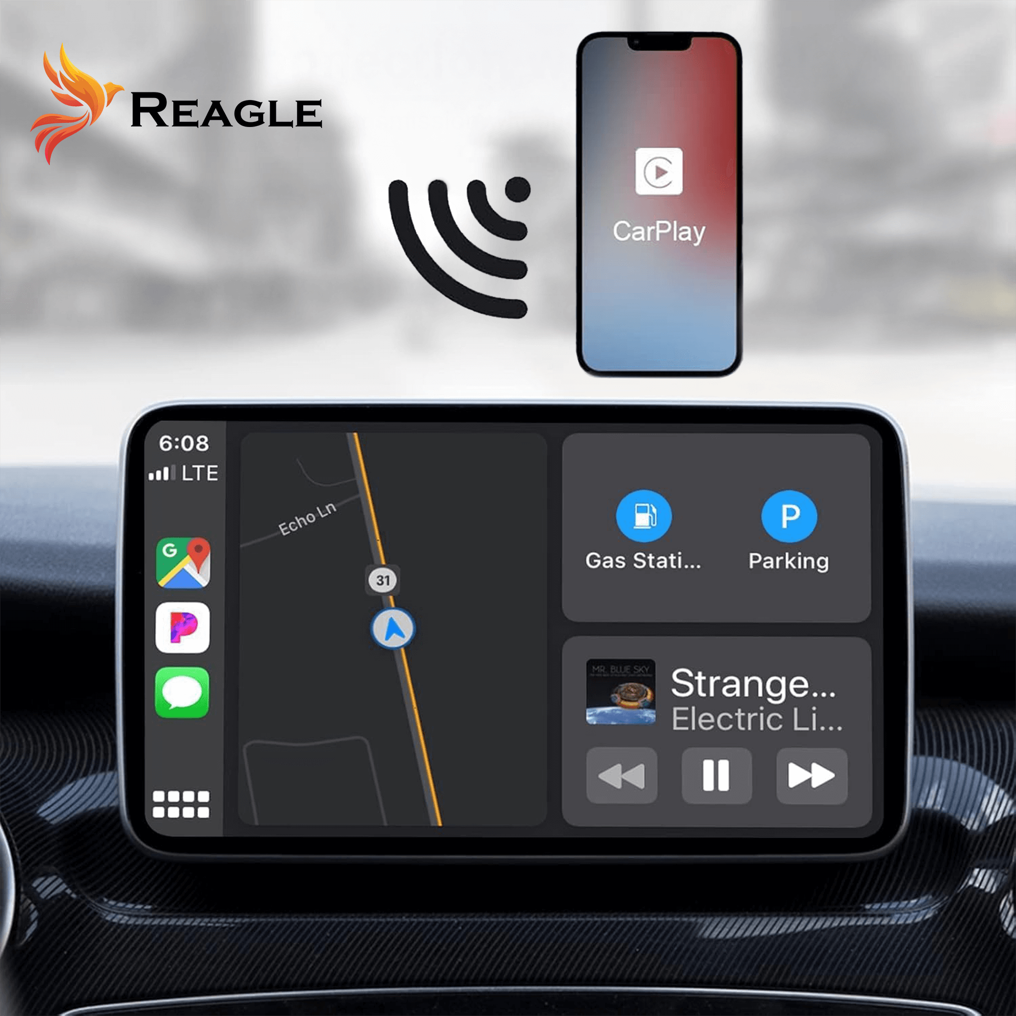 Wyświetlacz samochodowy z CarPlay. Pokazuje mapę, kontrolki muzyki i aplikacje. Telefon z CarPlay u góry. Widoczne logo Reagle.