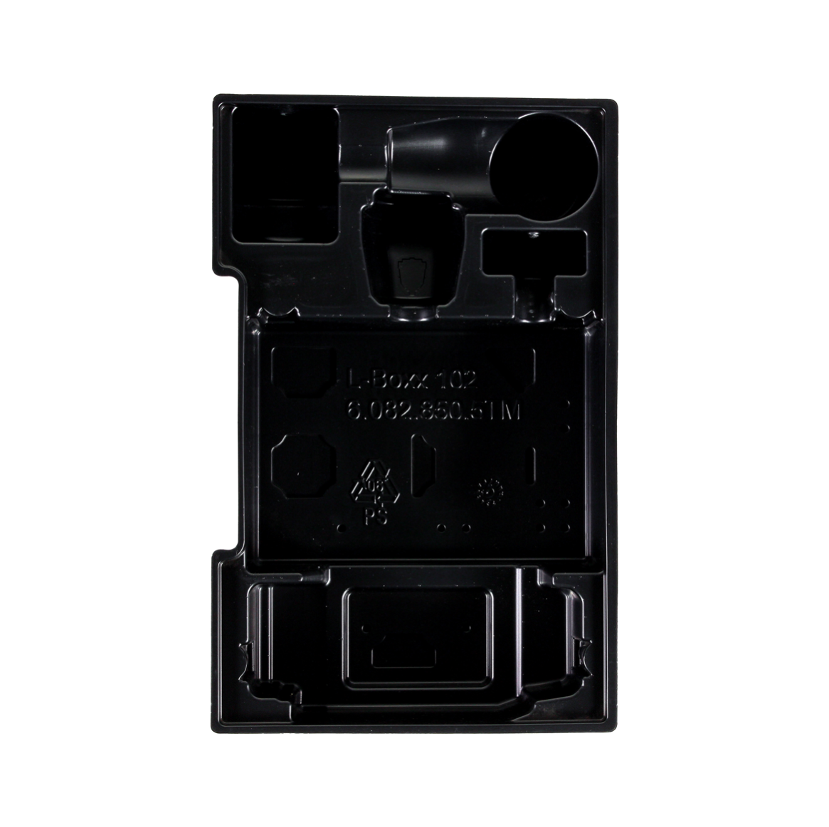 Czarna plastikowa taca z przegródkami. Ma różne kształty i rozmiary. Na dolnej części tacy znajdują się tekst i symbole.