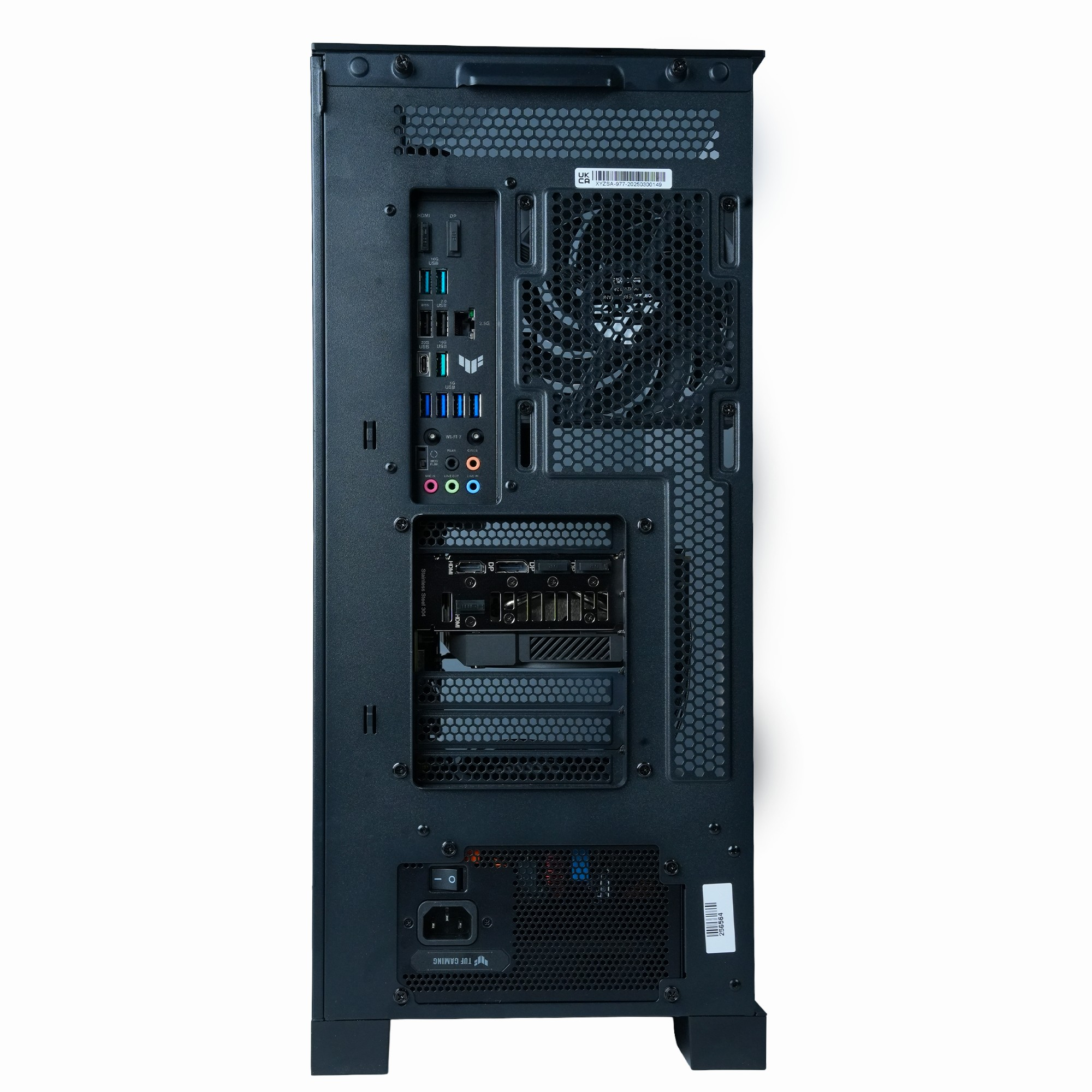 Parte trasera de una caja de PC negra con puertos, un ventilador y una fuente de alimentación. Incluye puertos USB, HDMI y DP, y el logotipo 'TUF GAMING'.