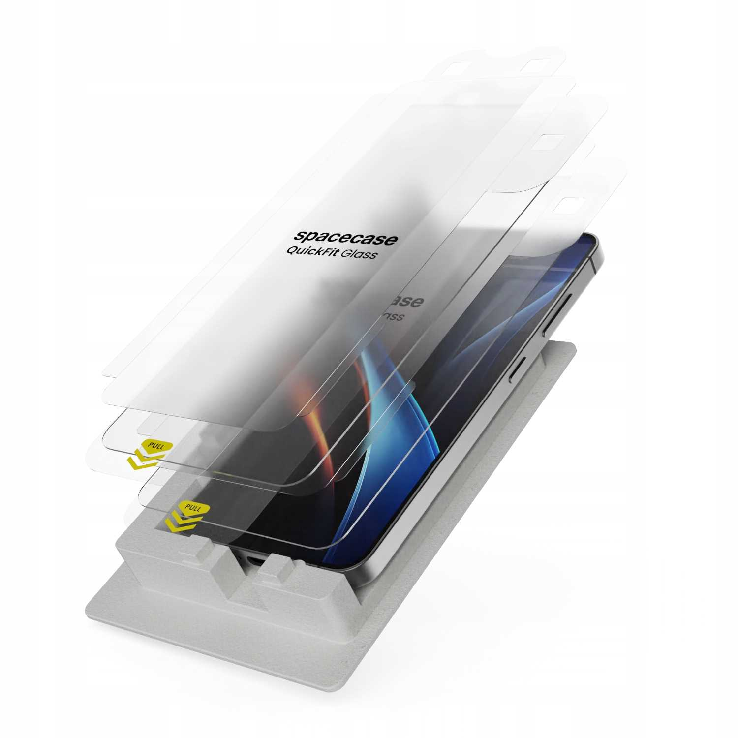 Telefon z warstwami ochronnymi ekranu, w tacce. Warstwy ochronne są oznaczone jako 'spacecase' i 'QuickFit Glass'.
