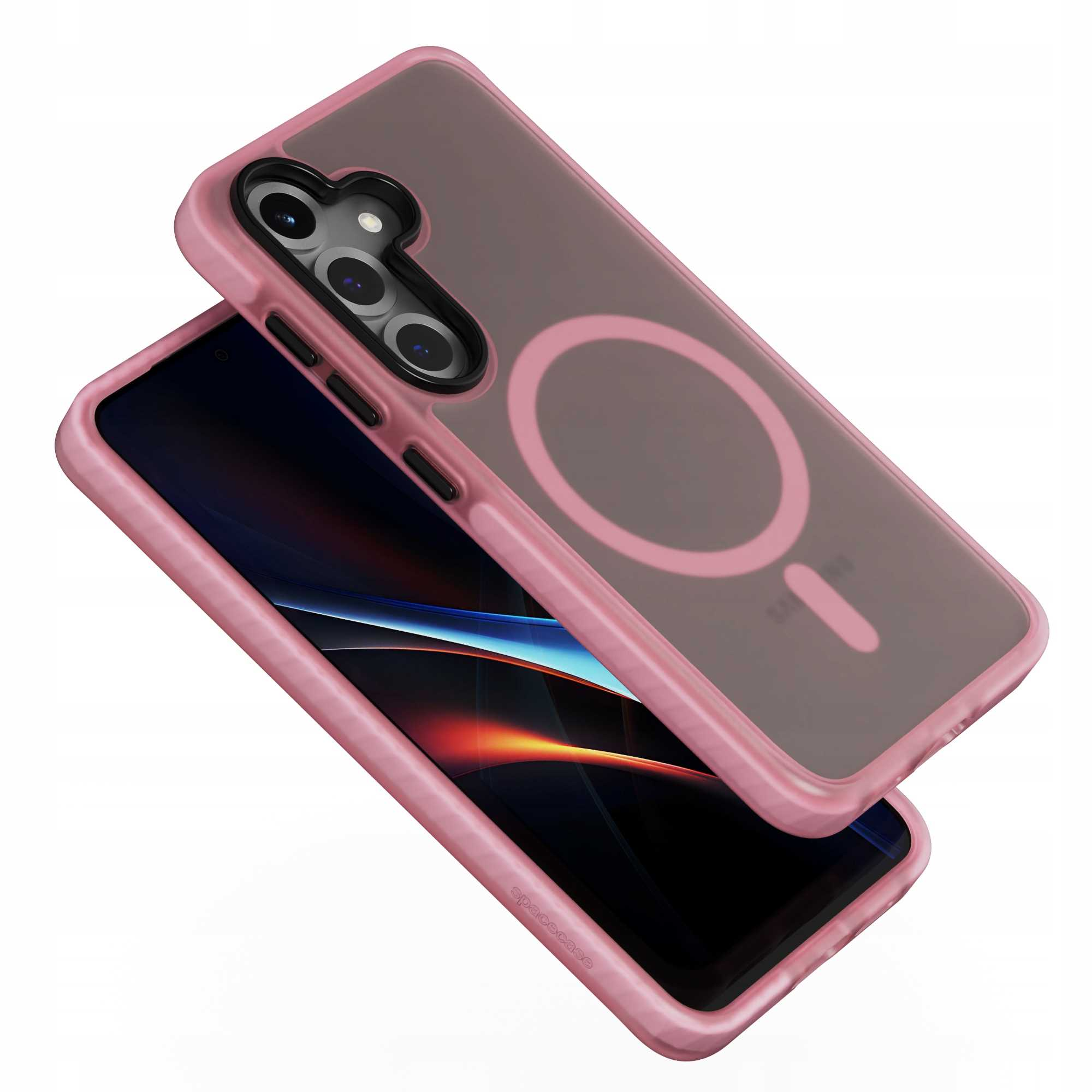 Różowe etui na telefon na białym tle. Etui jest przezroczyste z różową ramką i czarnym modułem aparatu.