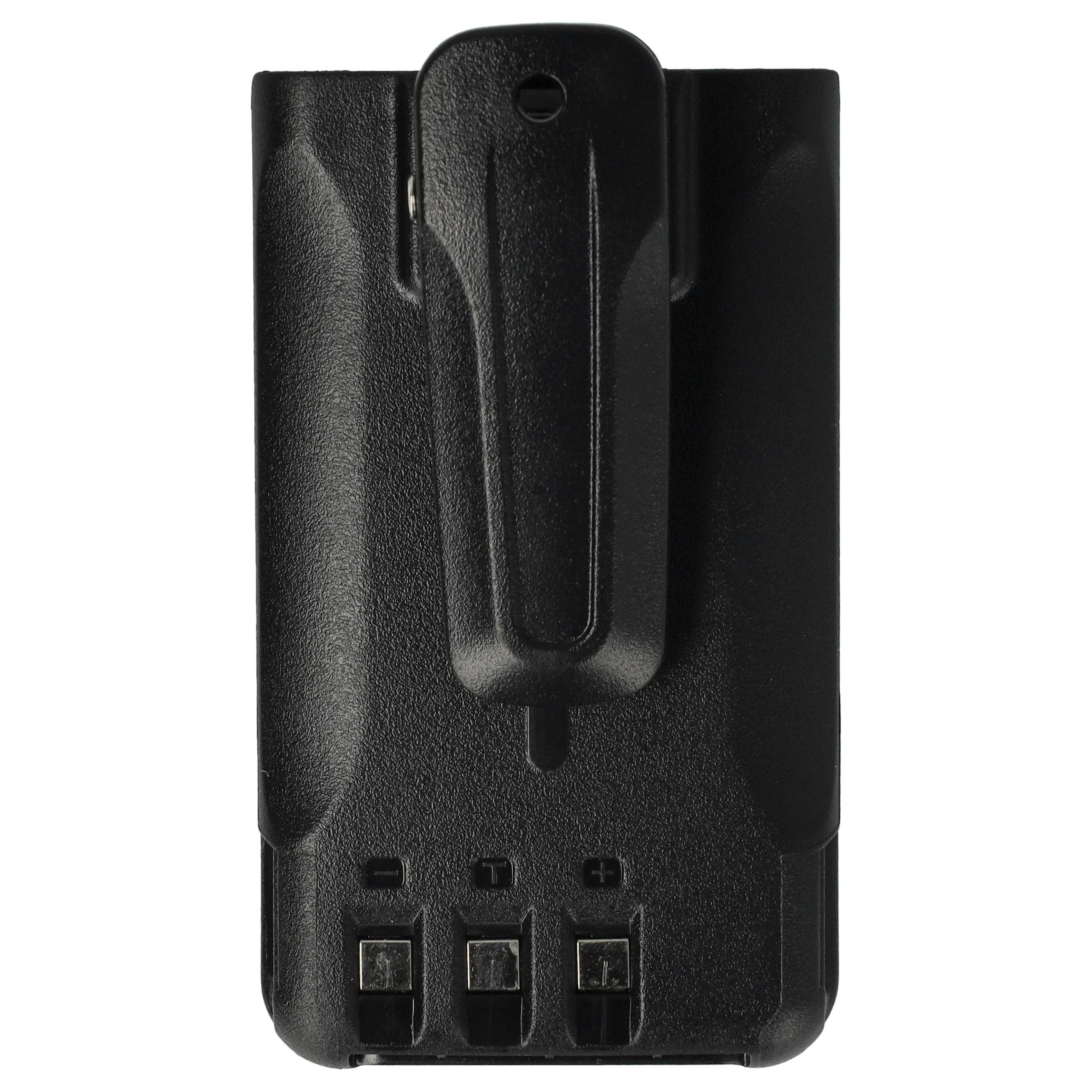 Ein schwarzes Funkbatteriepack. Es hat einen Gürtelclip und drei Anschlussklemmen unten.