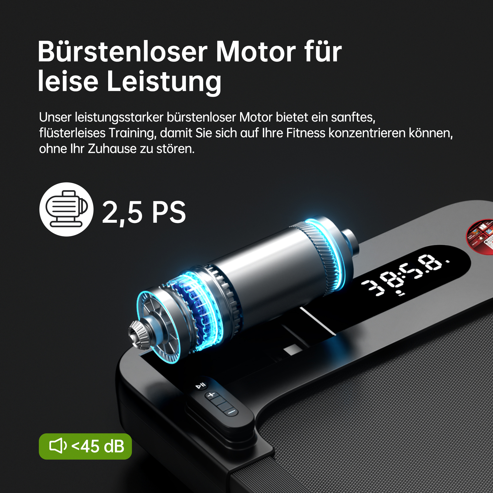 Das Bild zeigt einen Laufbandmotor mit Text. Es hat ein digitales Display und ein Bedienfeld. Der Motor ist silber und blau.