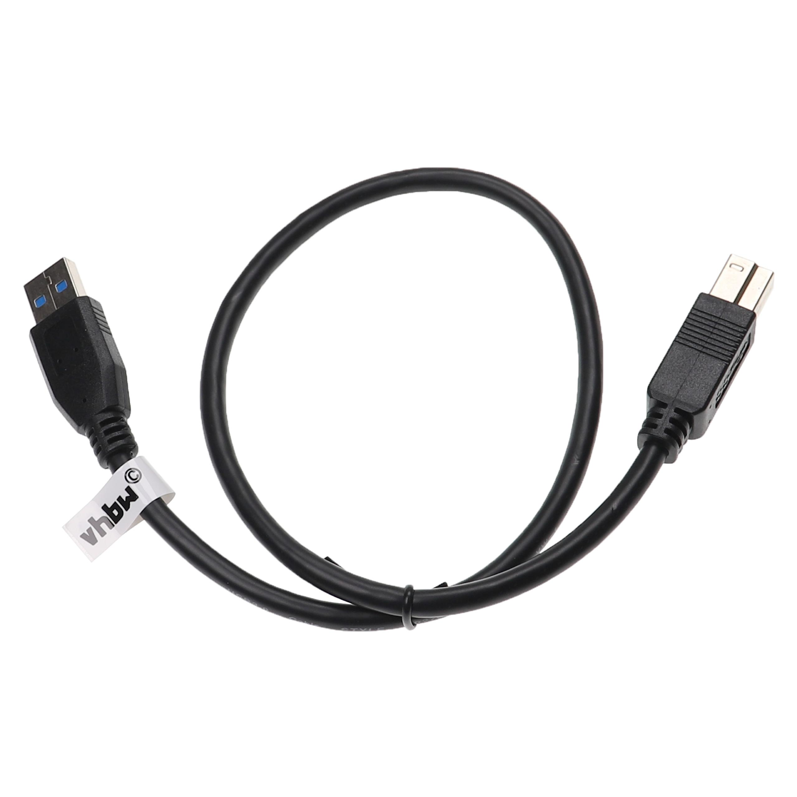 Schwarzes USB-Kabel mit zwei verschiedenen Anschlüssen. Ein weißes Etikett mit 'vhbw' ist befestigt.