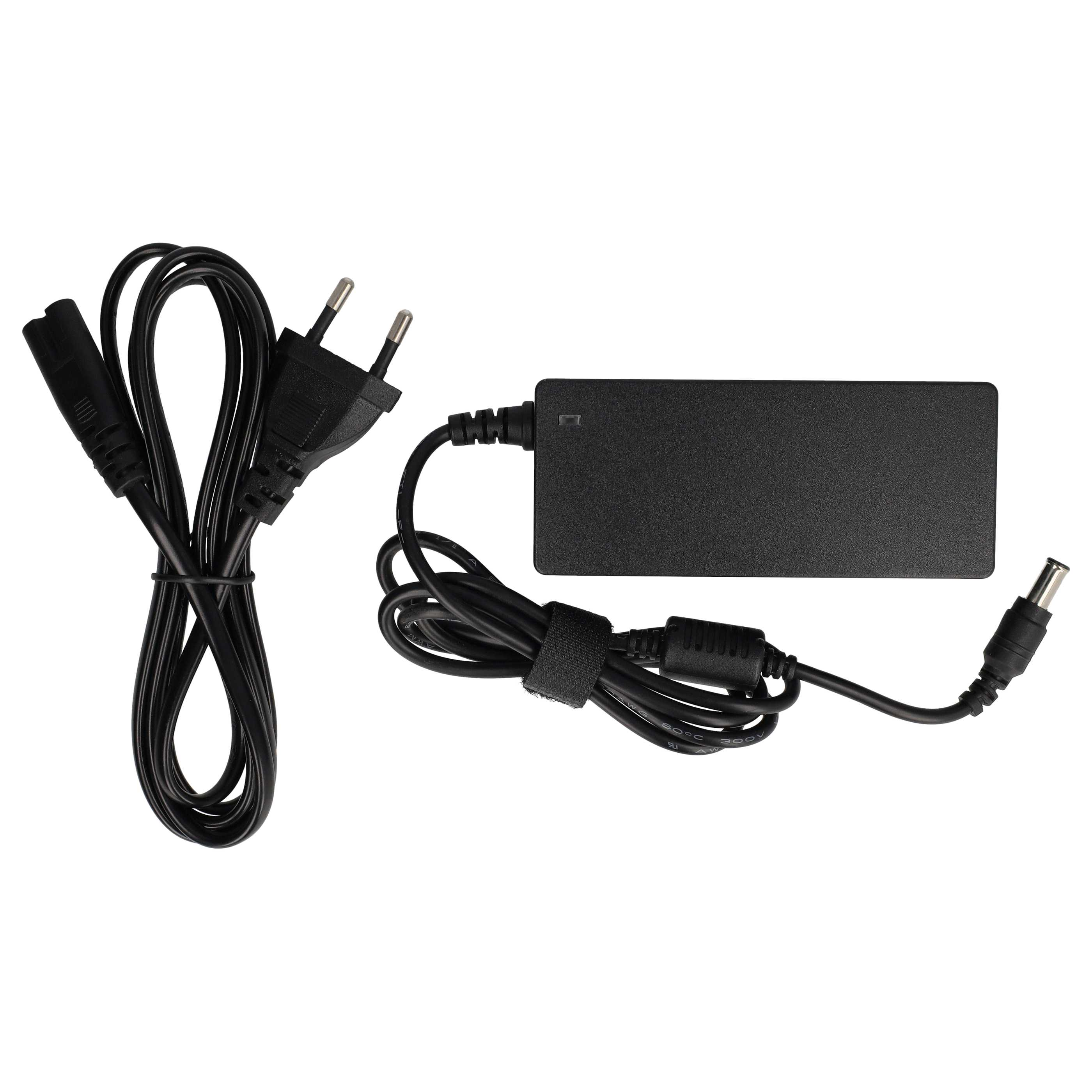Ein schwarzes Laptop-Ladegerät mit Netzstecker und Ladeanschluss, verbunden mit einem schwarzen Netzteil, alles auf weißem Hintergrund.