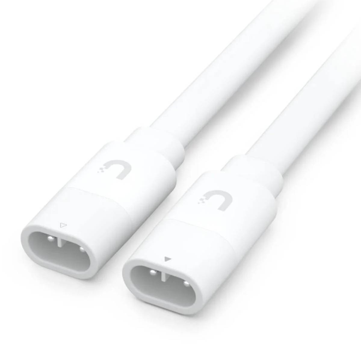 Due cavi USB-C bianchi. Ognuno ha un connettore bianco con apertura ovale e simbolo a forma di C. Lo sfondo è bianco.