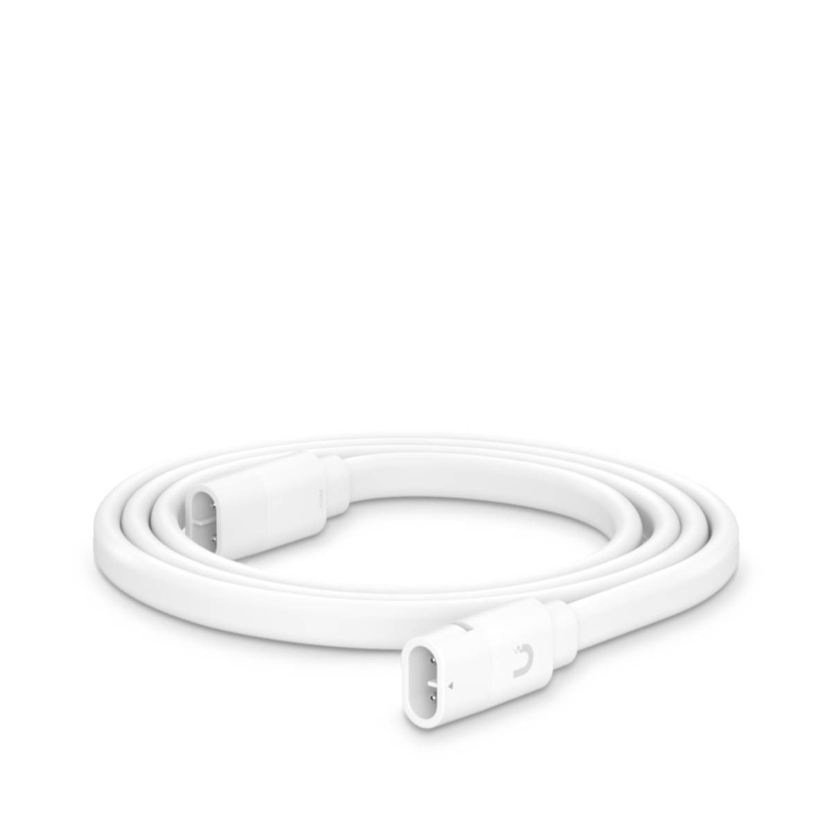 Un cavo bianco avvolto con due connettori. Il cavo è su sfondo bianco. Connettori su entrambe le estremità.