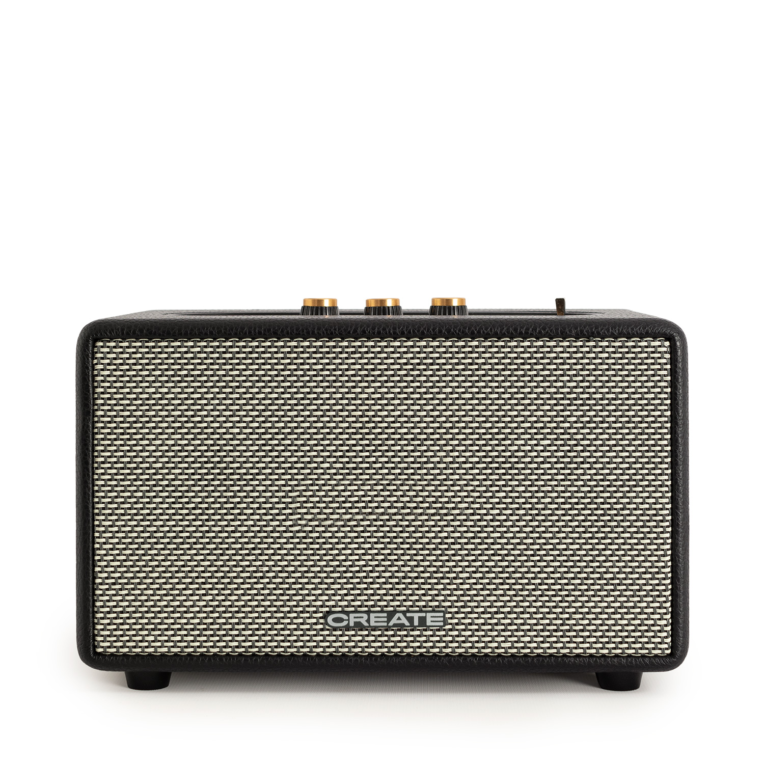 Un altavoz negro y crema con perillas doradas sobre un fondo blanco. El altavoz tiene una parte frontal tejida y la palabra CREATE.