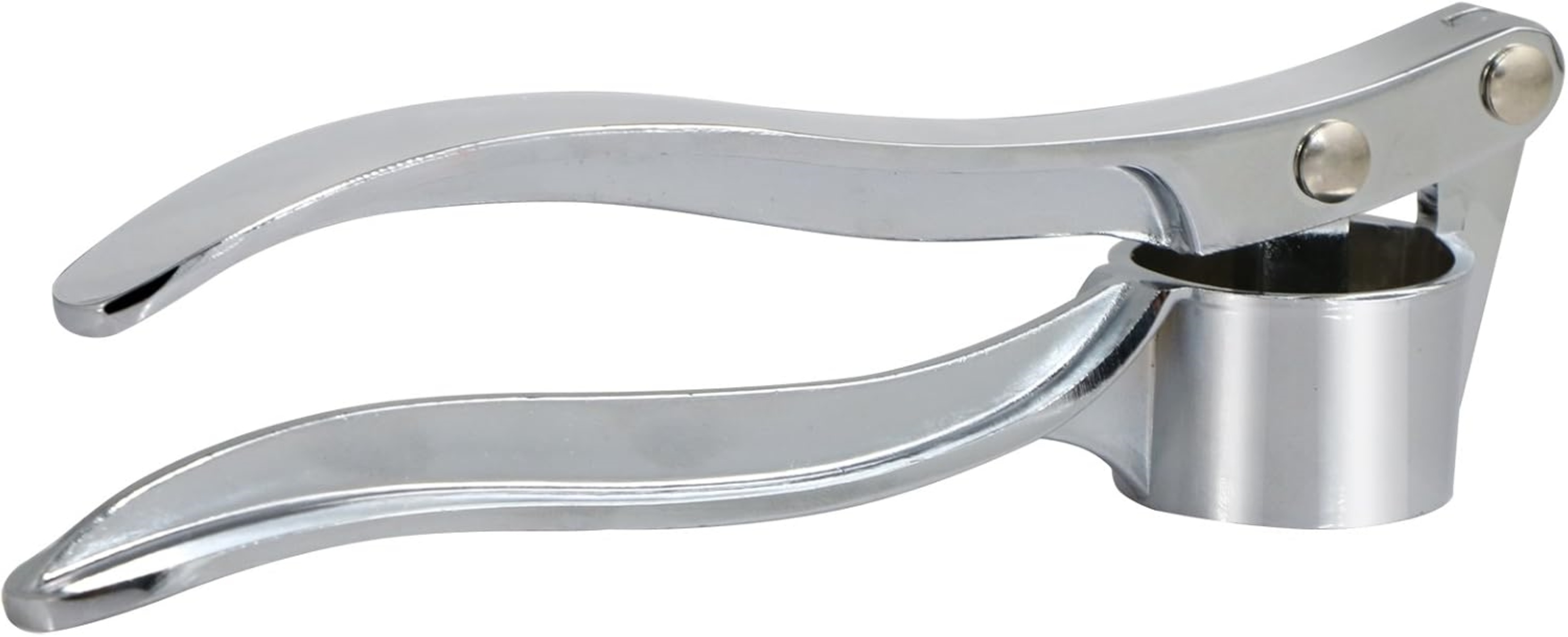 Eine glänzende, silberne Knoblauchpresse. Sie hat zwei gebogene Griffe und eine zylindrische Presskammer. Zwei Nieten sichern den Griff.