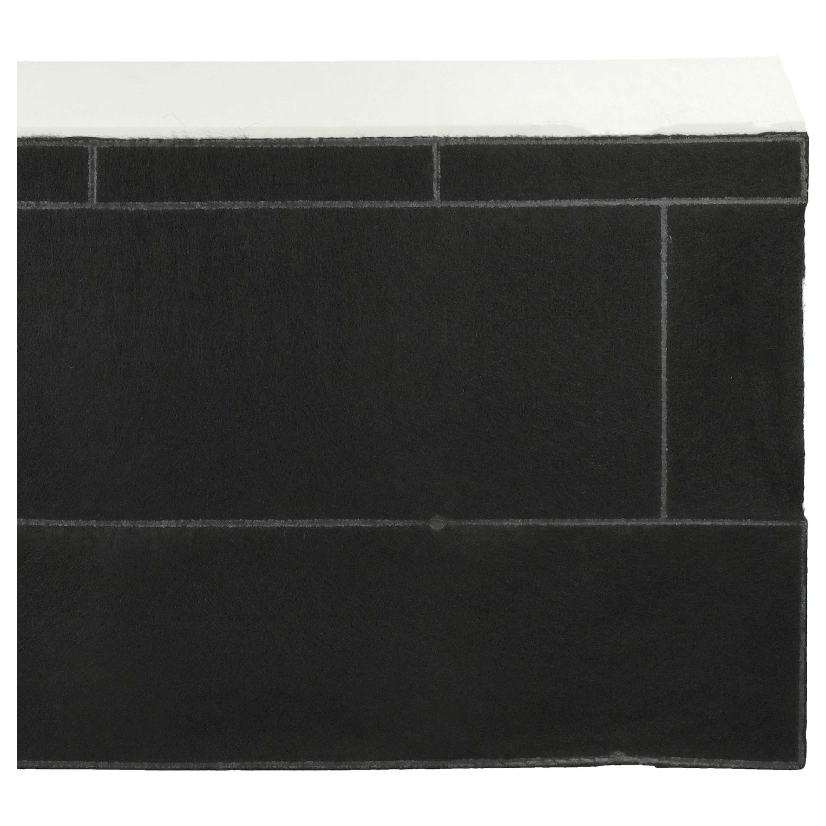 Abstrakte Kunst in Schwarz und Weiß. Dunkles, strukturiertes Rechteck mit hellen Linien und einem weißen oberen Rand. Ein Punkt befindet sich in der Mitte.