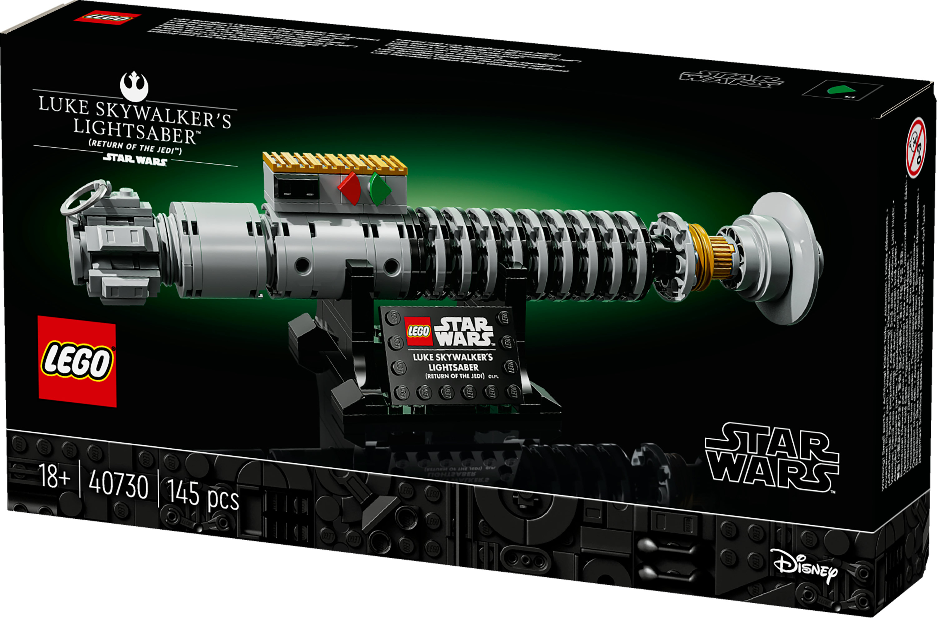 Luke Skywalker'ın ışın kılıcının yer aldığı bir LEGO Star Wars kutusu. Gri renkte ve kutu siyah, yeşil ve kırmızı vurgulara sahip.
