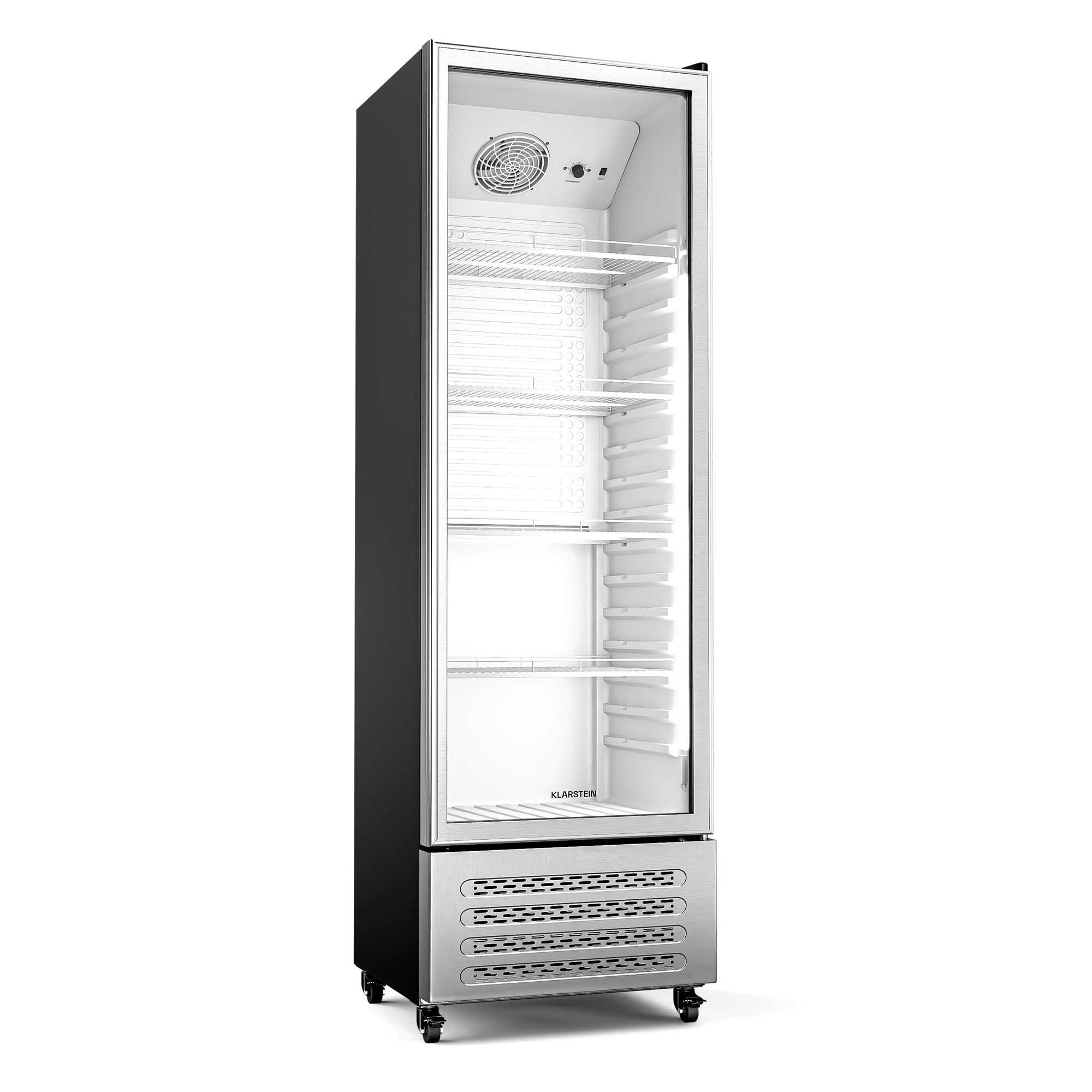 Ein hoher, silberner und schwarzer Kühlschrank mit Glastür, Regalen und einem Ventilator. Er hat Räder und ein Klarstein-Logo.
