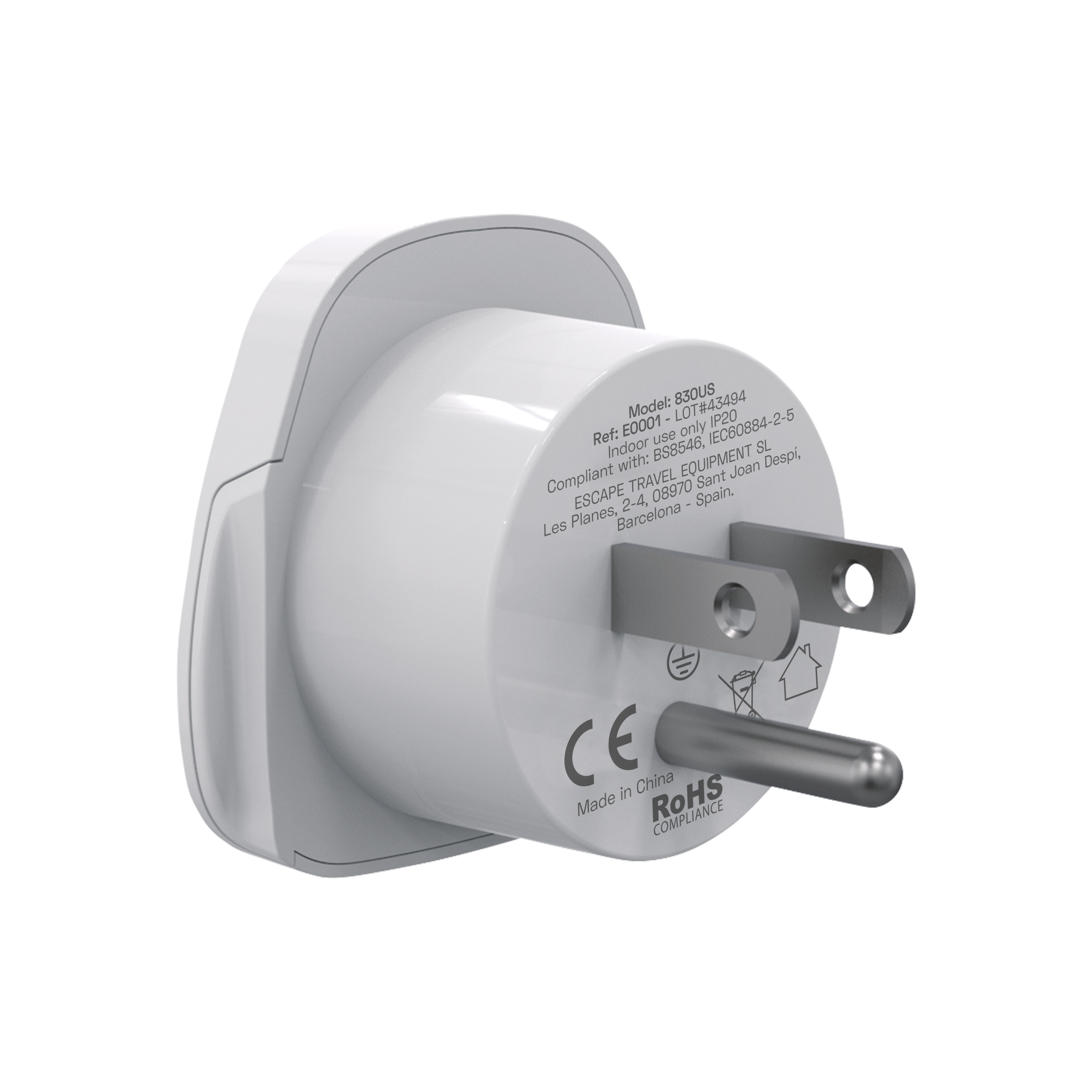 Adaptador blanco con clavijas metálicas. El texto incluye el número de modelo, detalles de cumplimiento y la dirección del fabricante.
