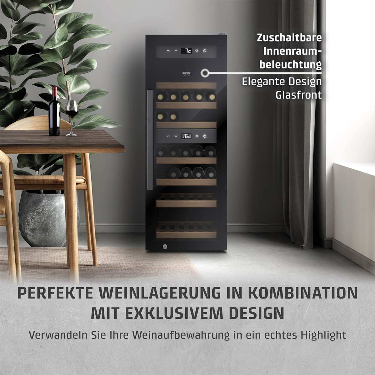 Ein Weinkühler wird angezeigt, mit Weinflaschen im Inneren. Links ein Tisch mit Weinglas und Weinflasche.