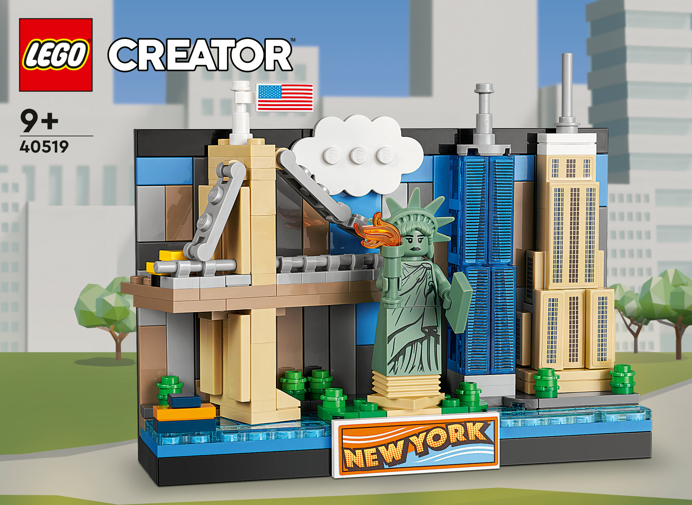Un set LEGO del panorama di New York City. Include la Statua della Libertà, grattacieli e un cartello 'New York'.