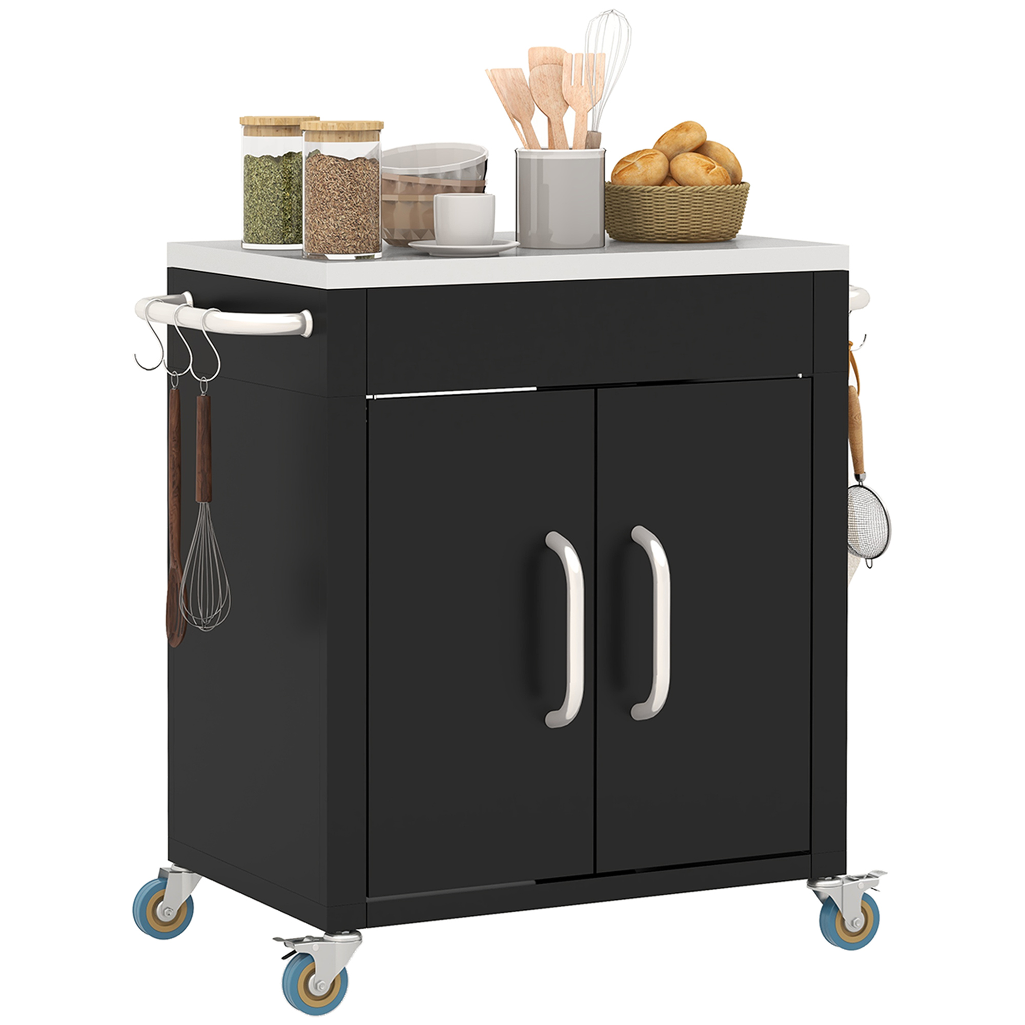 Un carrello da cucina nero con piano di lavoro bianco. Ha ruote, armadi e una parte superiore con utensili da cucina, barattoli e un cestino di pane.