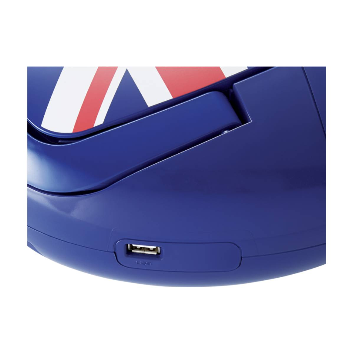 Un dispositivo blu con una porta USB. La parte superiore presenta un disegno Union Jack. Il dispositivo è probabilmente elettronico e ha una maniglia.