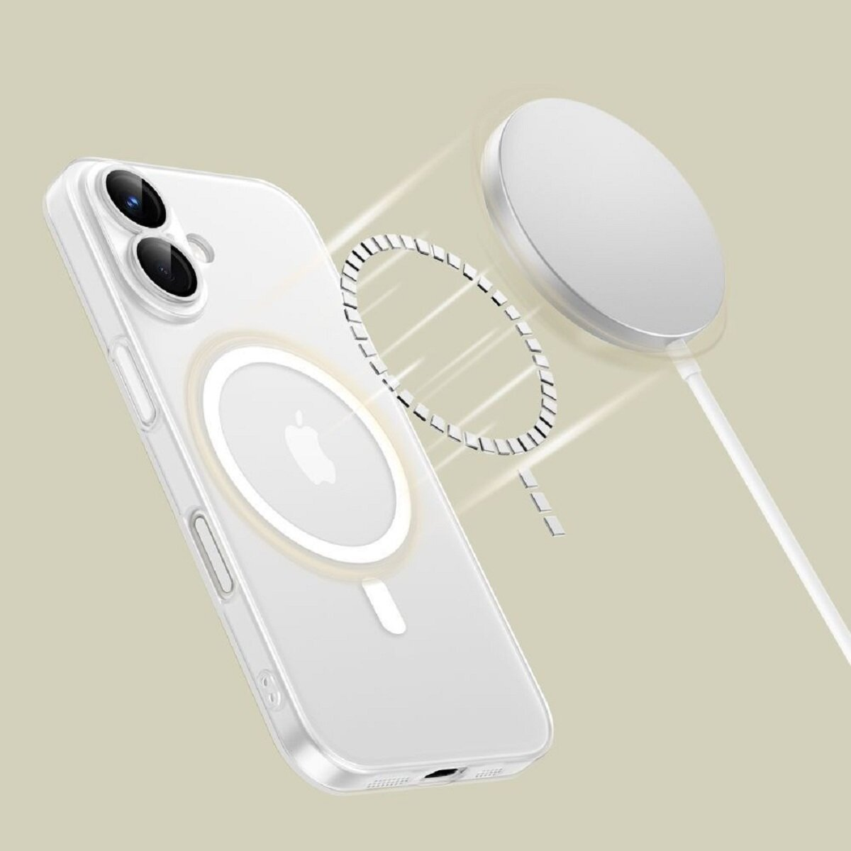 Ein weißes iPhone in einer durchsichtigen Hülle mit Apple-Logo. Ein weißes magnetisches Ladegerät ist in der Nähe. Der Hintergrund ist beige.