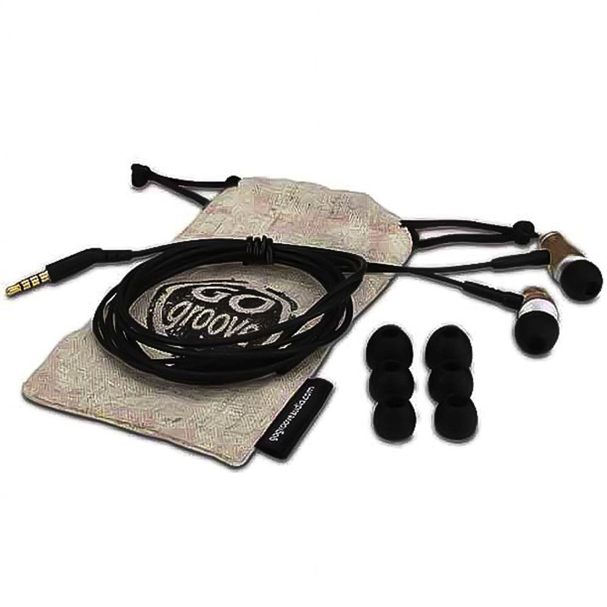 Oortelefoons met accessoires: zwarte kabel, extra oordopjes en een beige zakje, alles op een witte achtergrond.
