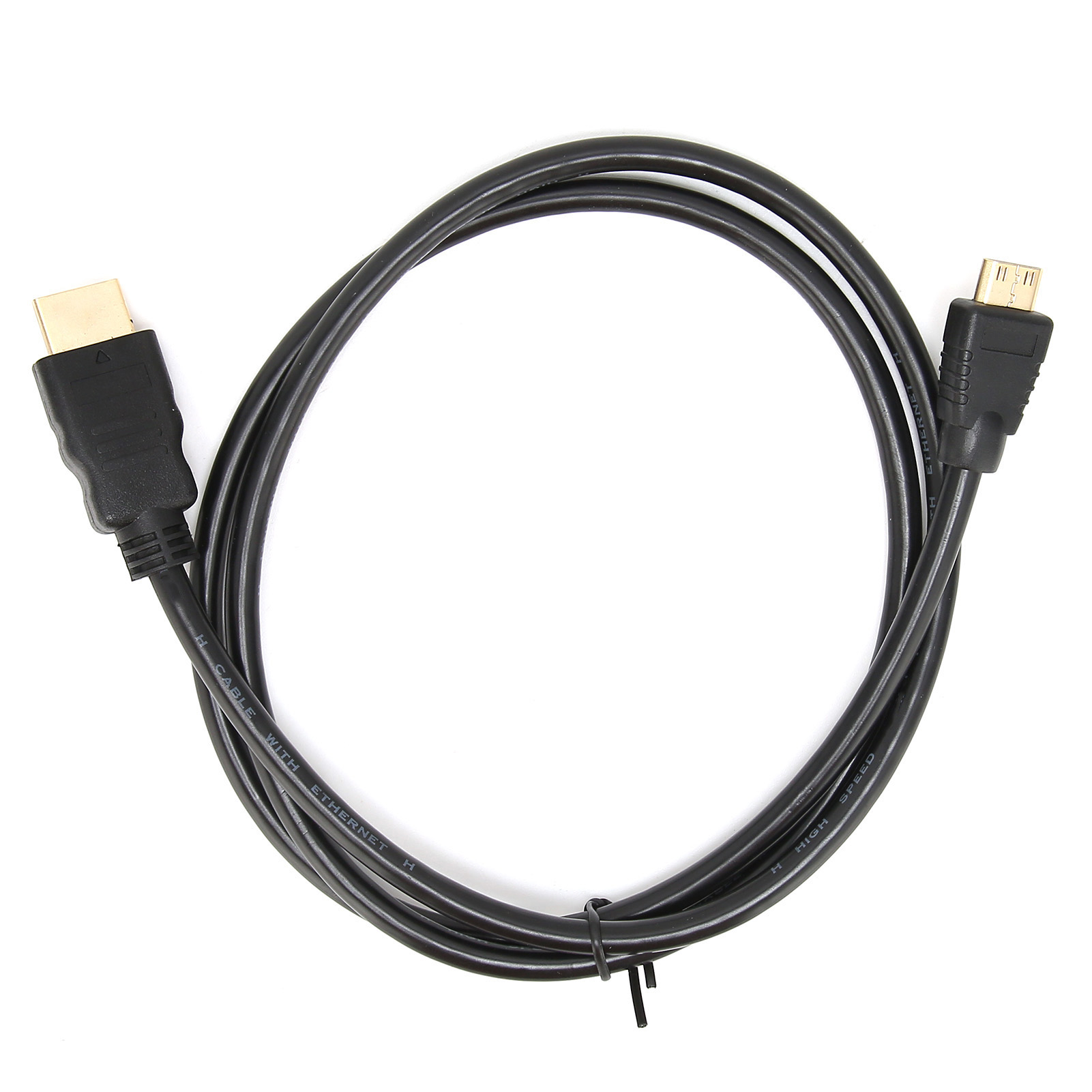 Ein schwarzes HDMI-Kabel mit zwei verschiedenen Anschlüssen. Einer ist Standard, der andere ist Micro. Das Kabel ist geschlungen.