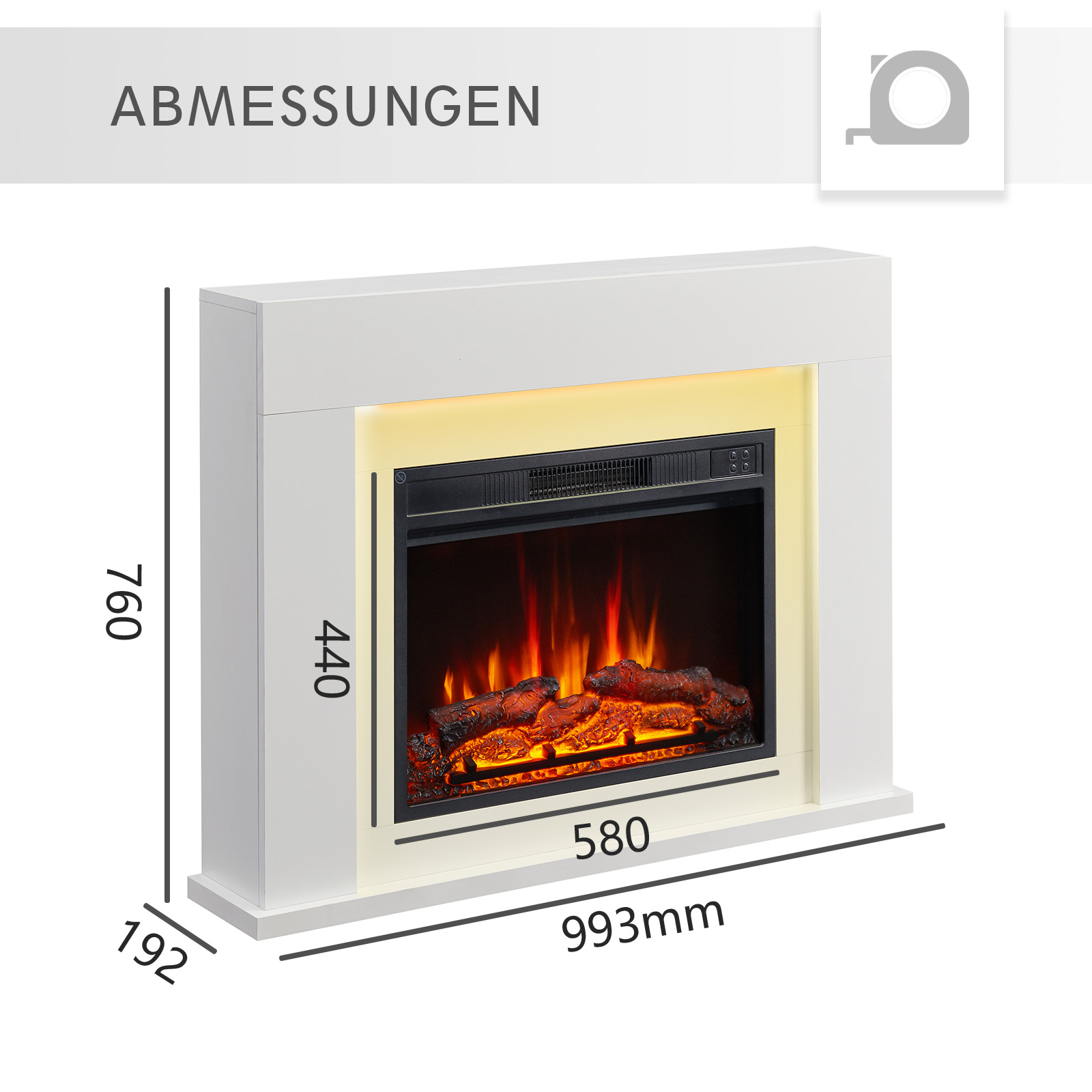 Weißer Elektrokamin mit Maßangaben. Er hat einen Feuereffekt, schwarzen Innenraum und ist mit Maßen beschriftet.