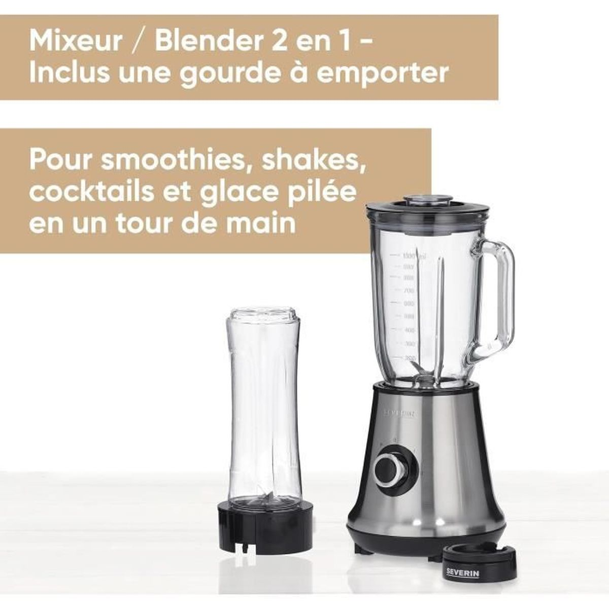 Ein Mixer mit einem durchsichtigen Krug und einer zusätzlichen tragbaren Flasche. Text: Mixeur/Blender, Smoothies, Shakes, Cocktails und Crushed Ice.