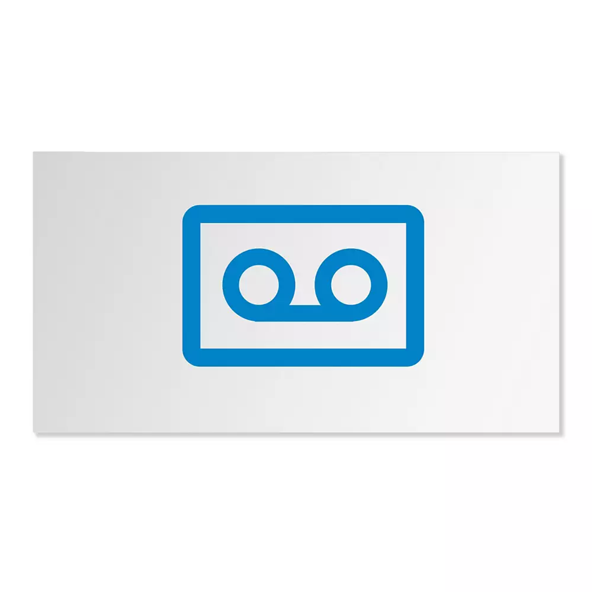 Een blauw pictogram van een cassettebandje in een rechthoek op een witte en grijze rechthoekige kaart.