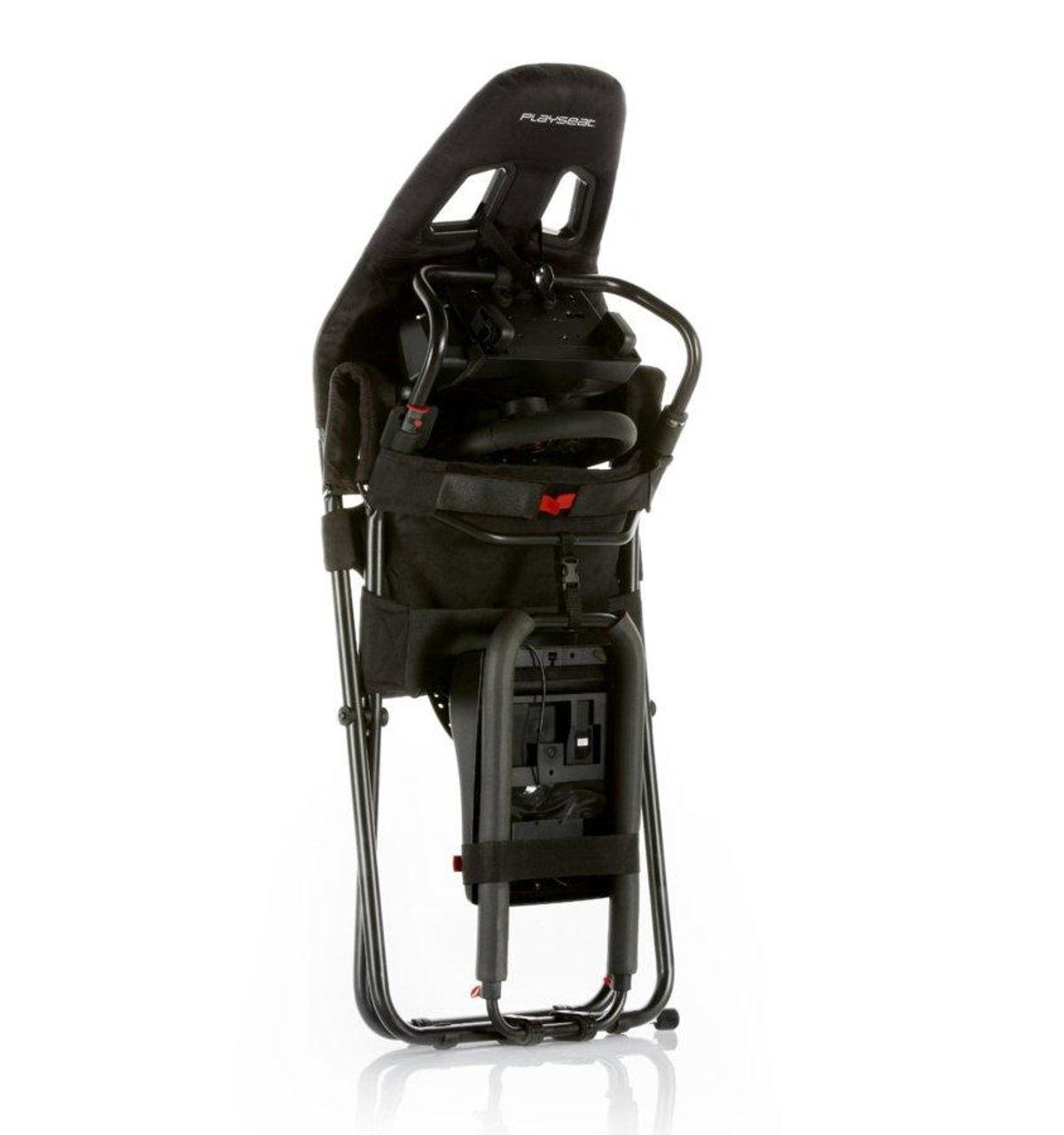 Silla simuladora de carreras Playseat negra. Tiene respaldo, asiento y estructura con fijación para volante.