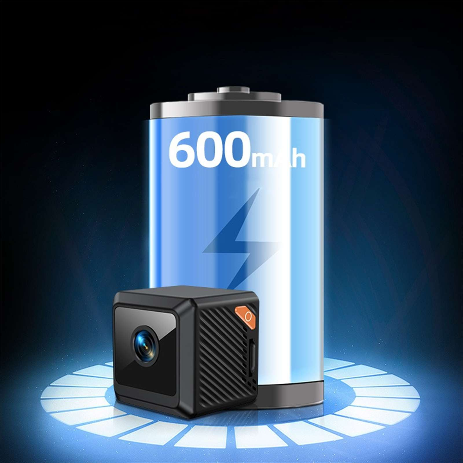 Schwarze Minikamera vor einem blauen Akkubild. Der Akku hat den Text 600mAh und ein Blitzsymbol.