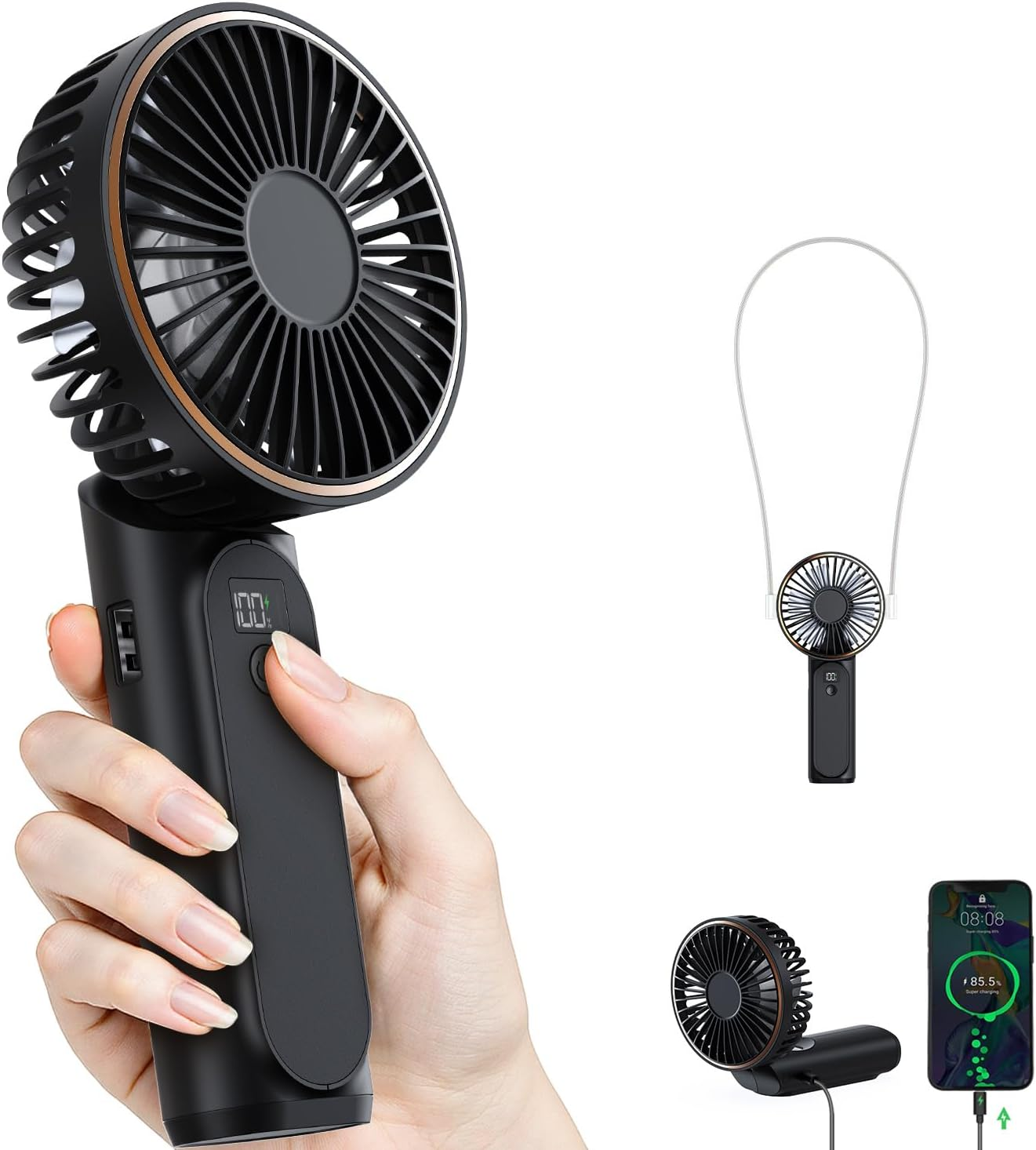 Eine Hand hält einen schwarzen tragbaren Ventilator. Er hat eine Digitalanzeige und eine goldfarbene Verzierung. Zwei weitere Ventilatoren und ein ladendes Telefon werden gezeigt.
