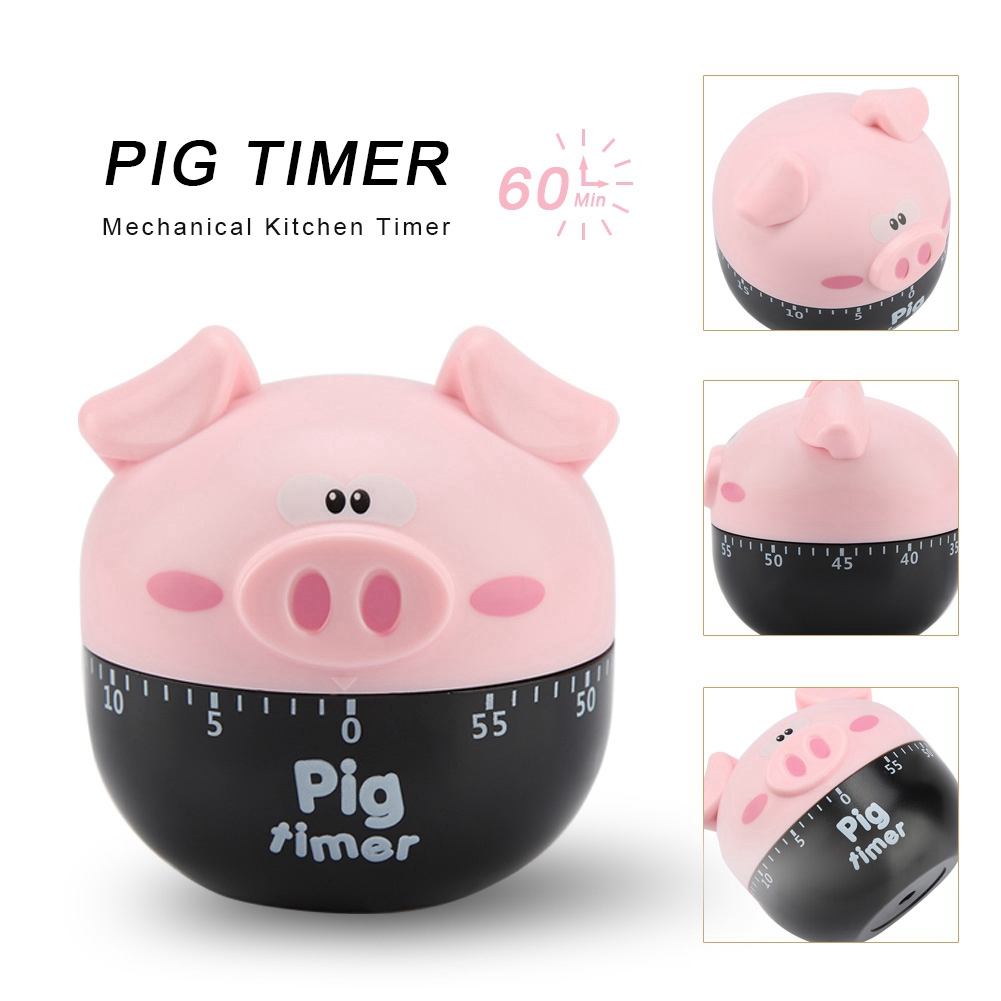 Ein schwein-förmiger Küchenwecker mit schwarzem Sockel und rosa Schweinegesicht. Er zeigt "Pig timer" und hat eine 60-Minuten-Skala. Mehrere Ausschnitte.