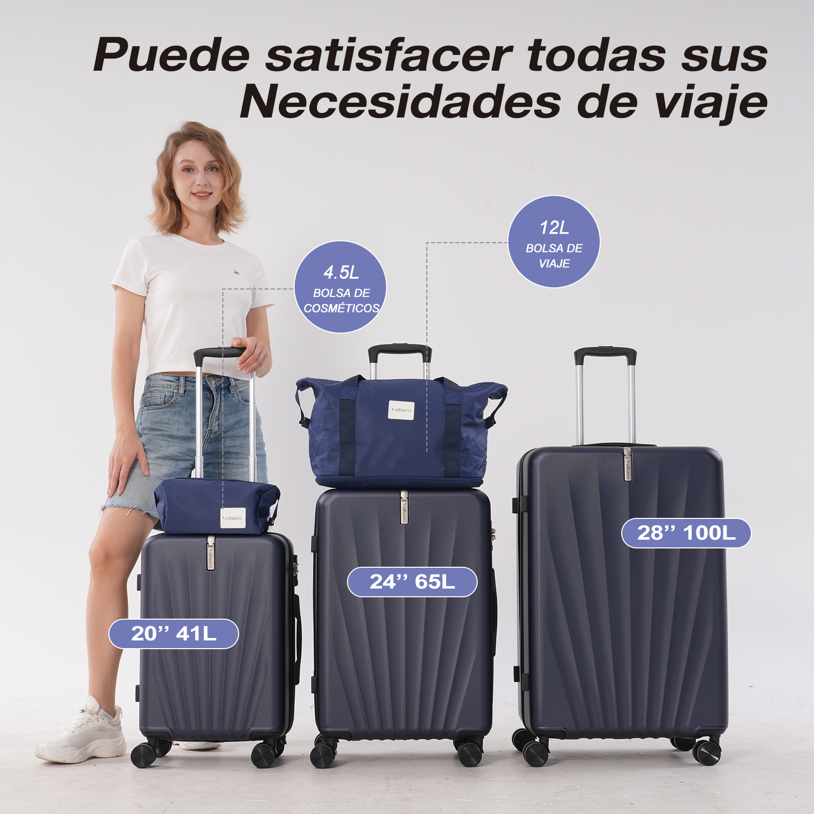Una mujer está de pie cerca del equipaje. Hay tres maletas de diferentes tamaños y una bolsa frente a ella. Texto en el equipaje.