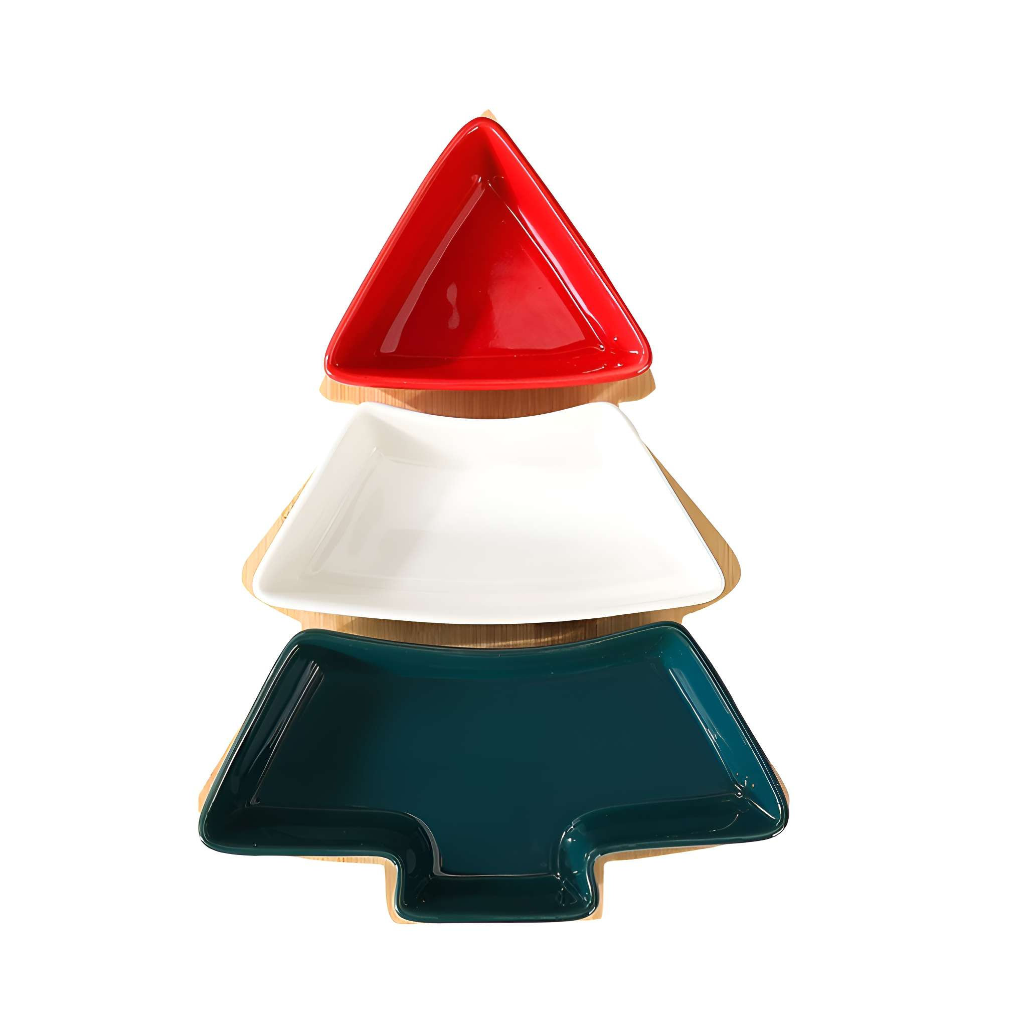 Drei dreieckige Teller, die einen Weihnachtsbaum bilden. Rote, weiße und türkisfarbene Teller stehen auf einem Holzsockel.