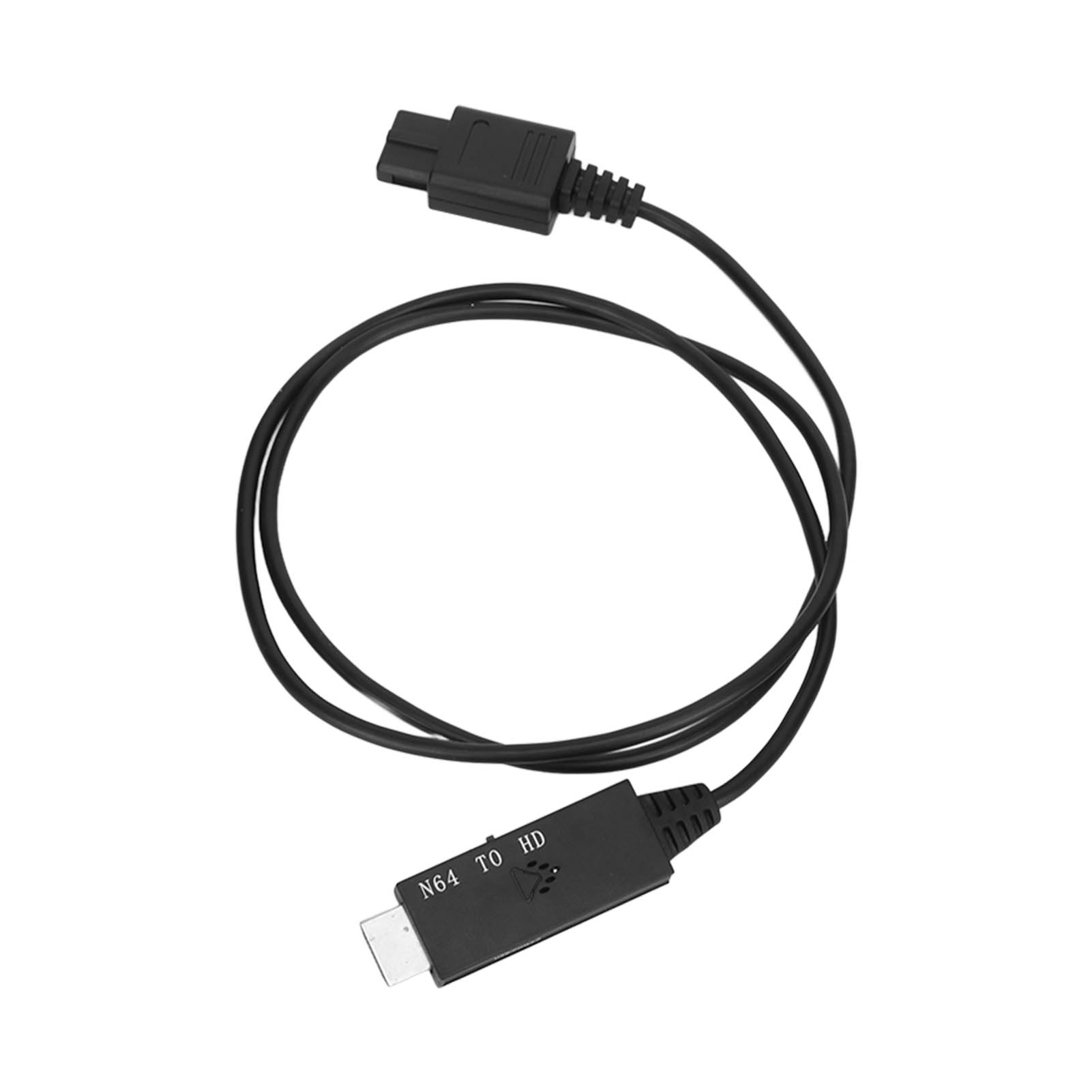 Schwarzes N64-zu-HD-Kabel. Es hat einen schwarzen Stecker, ein Kabel und einen USB-C-Anschluss. Weißer Hintergrund.
