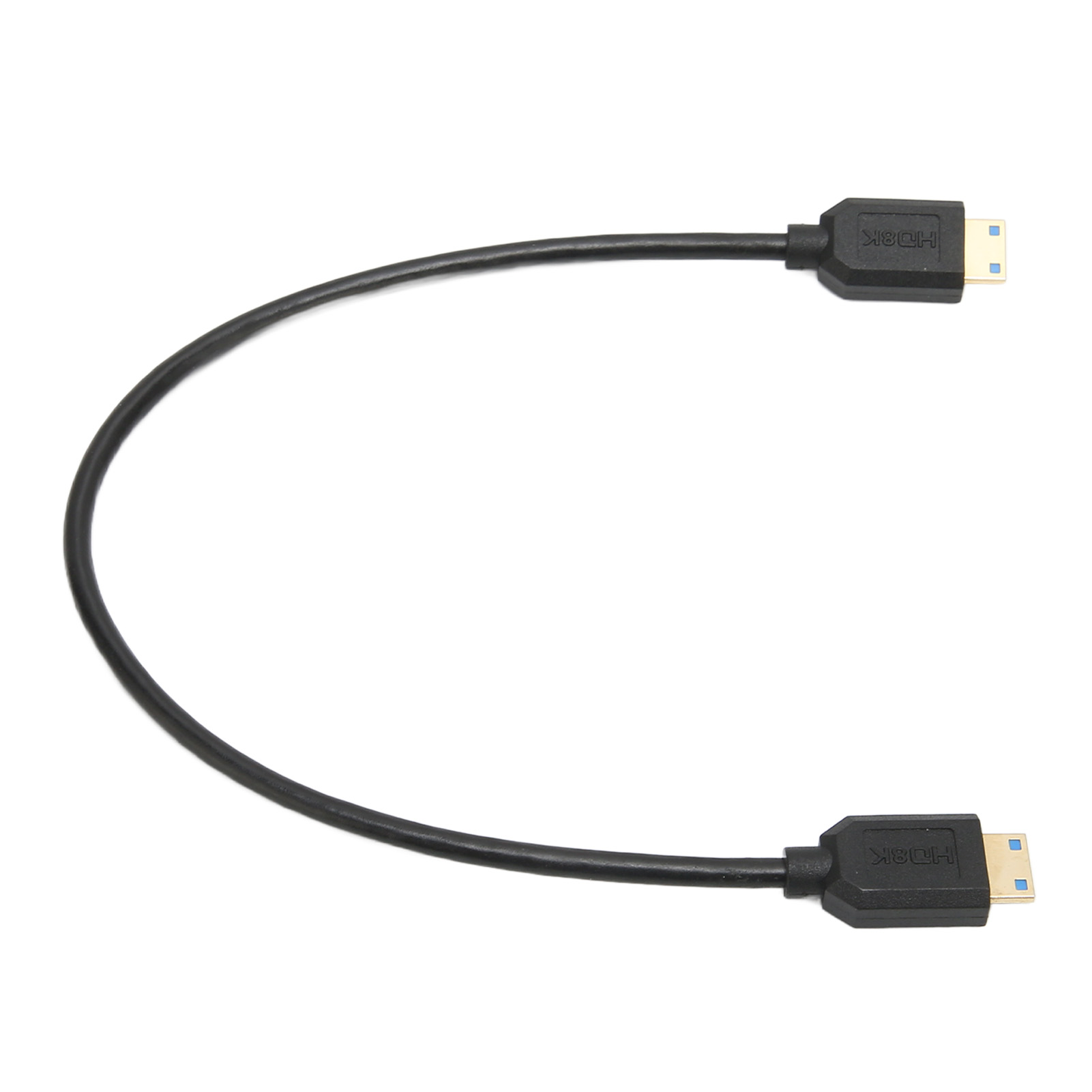 Schwarzes HDMI-Kabel mit zwei Steckern, gebogene Form, weißer Hintergrund.