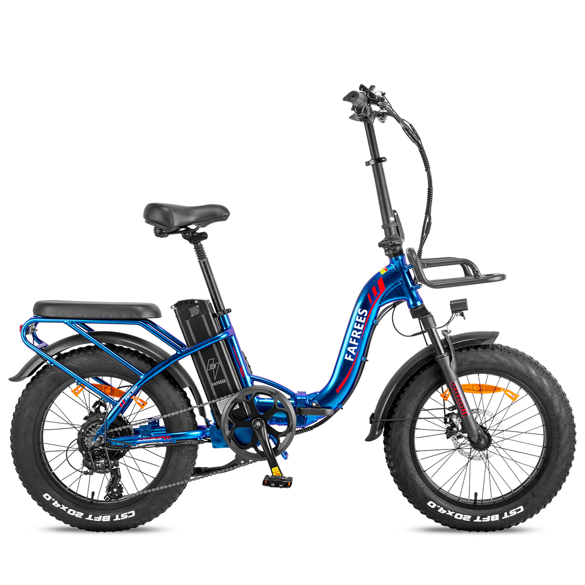 Blaues Elektrofahrrad mit schwarzen Reifen, Sitz und Rahmen. Mit Frontkorb und Akku.