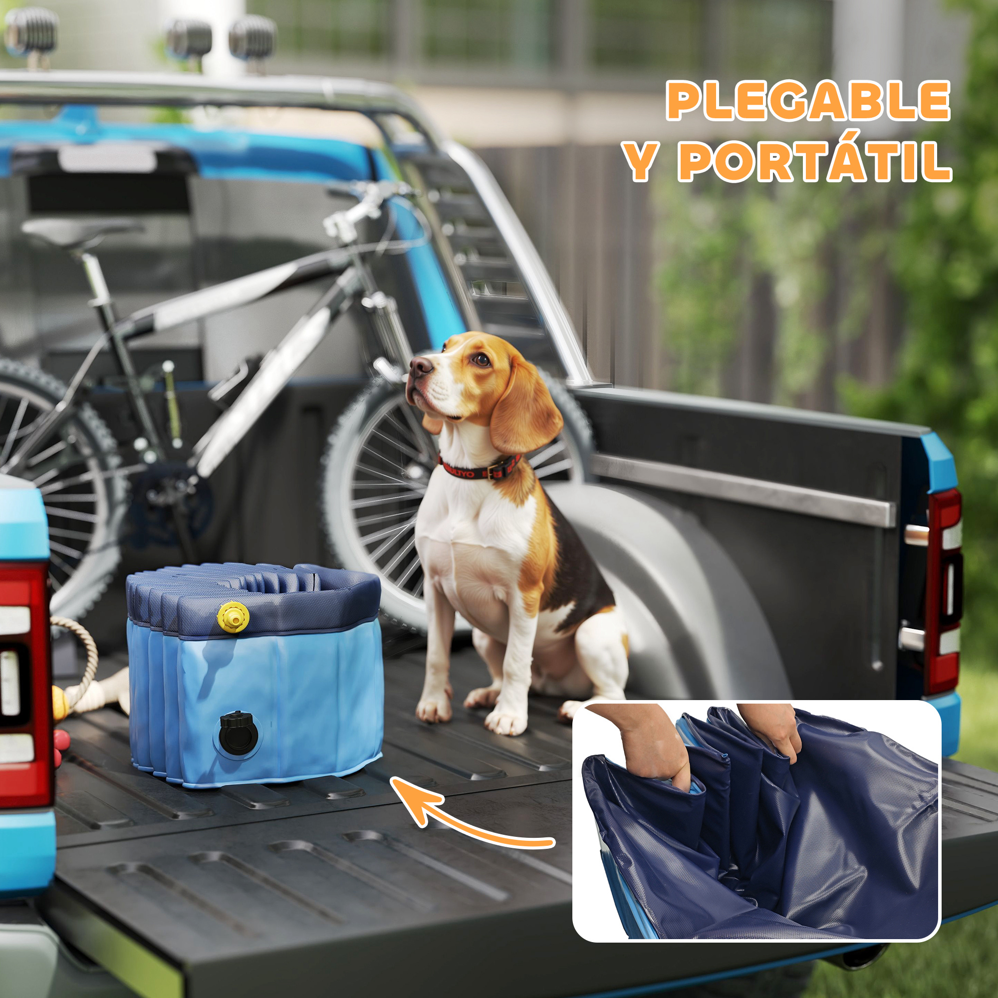 Un perro sentado en una camioneta junto a una piscina azul plegable. Una bicicleta en el fondo. Texto dice 'Plegable y Portátil'.