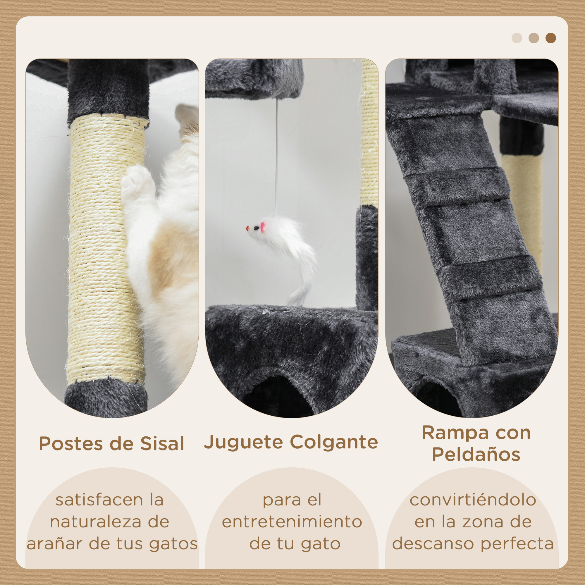 Árbol para gatos con postes de sisal, juguete colgante y rampa. El gato juega con el poste de sisal. El fondo es blanco.