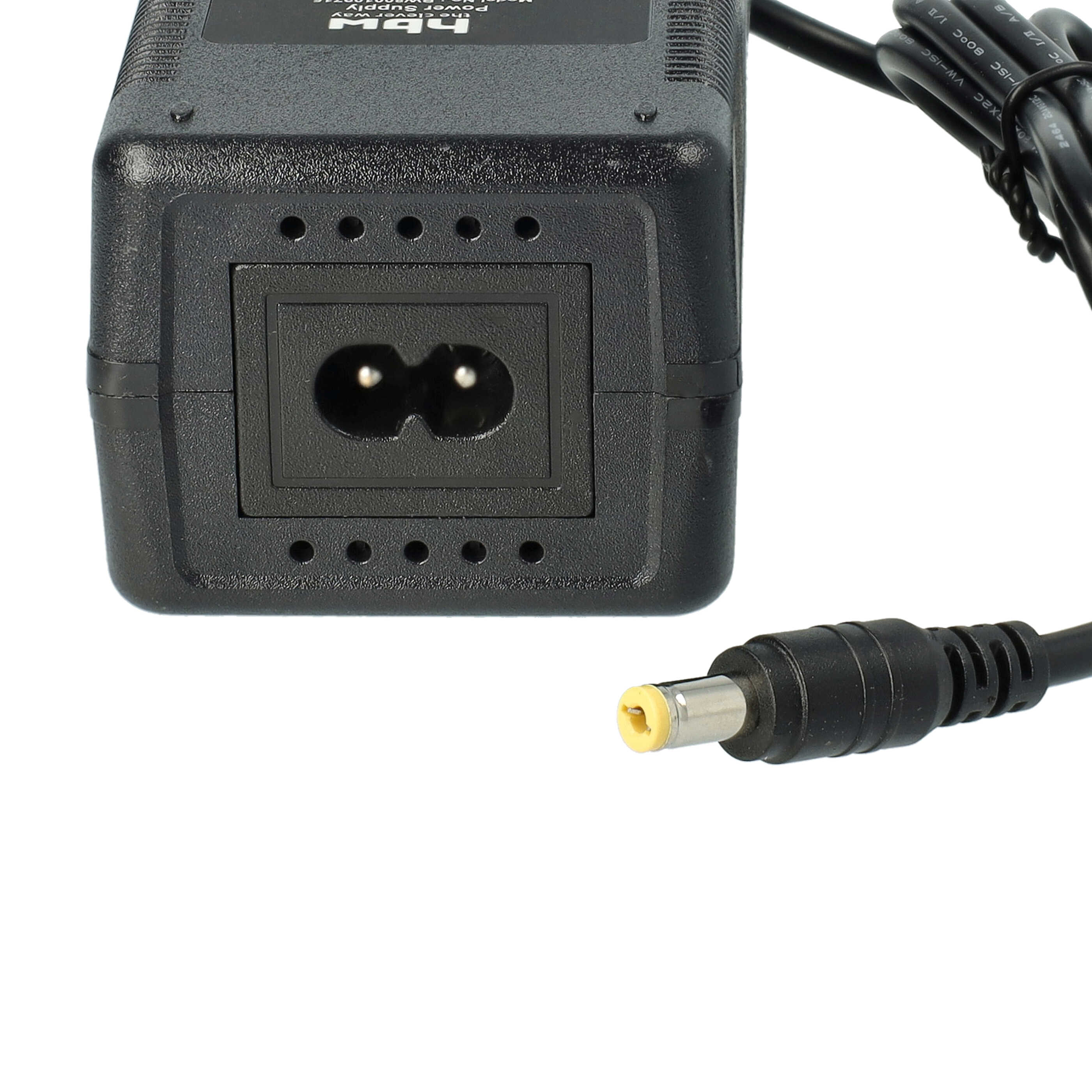 Ein schwarzes Netzteil mit einem weiblichen AC-Eingang und einem DC-Ausgangsanschluss. Kabel sind befestigt.