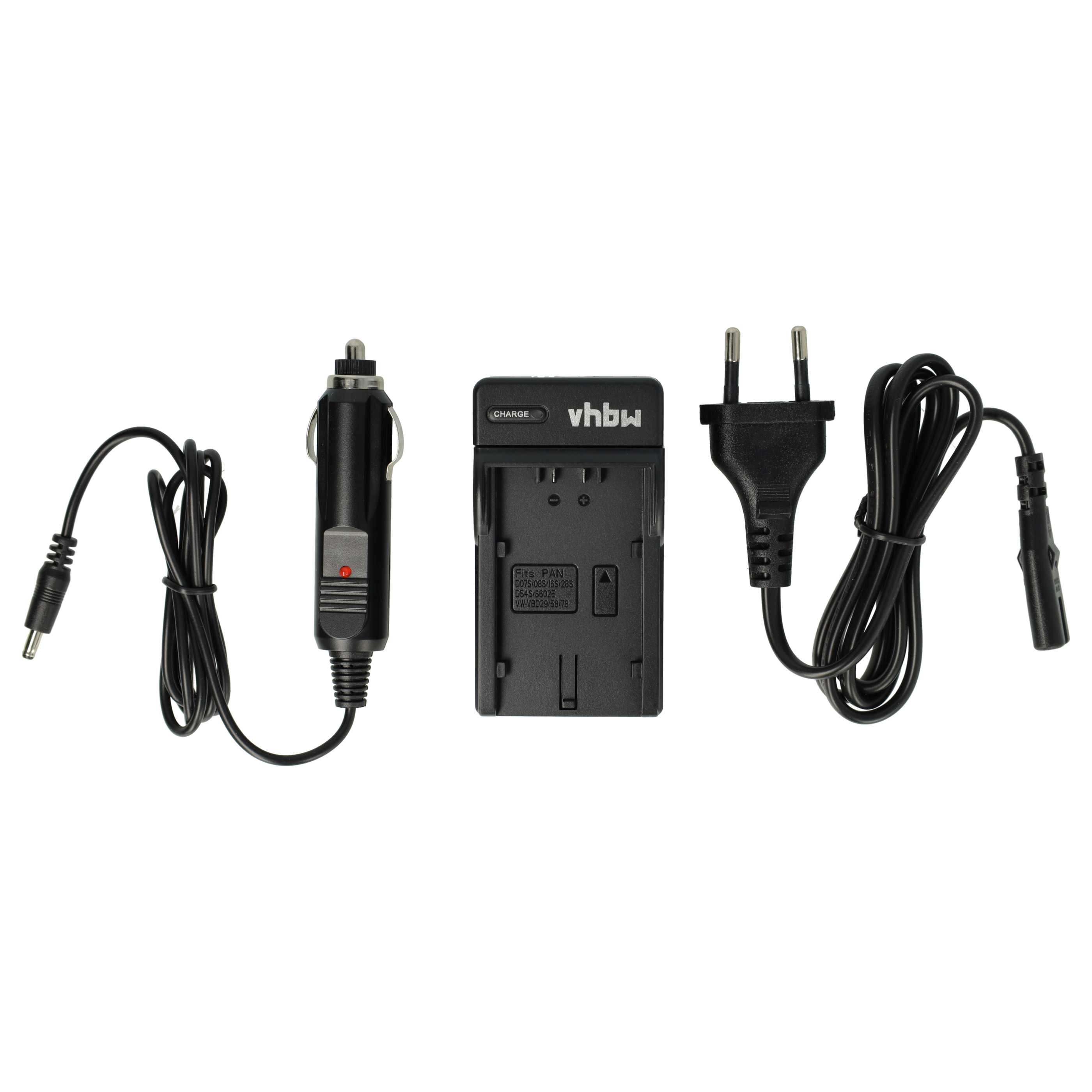 Ein schwarzes Kamera-Akkuladegerät mit Auto-Adapter und Netzkabel, alles auf weißem Hintergrund.