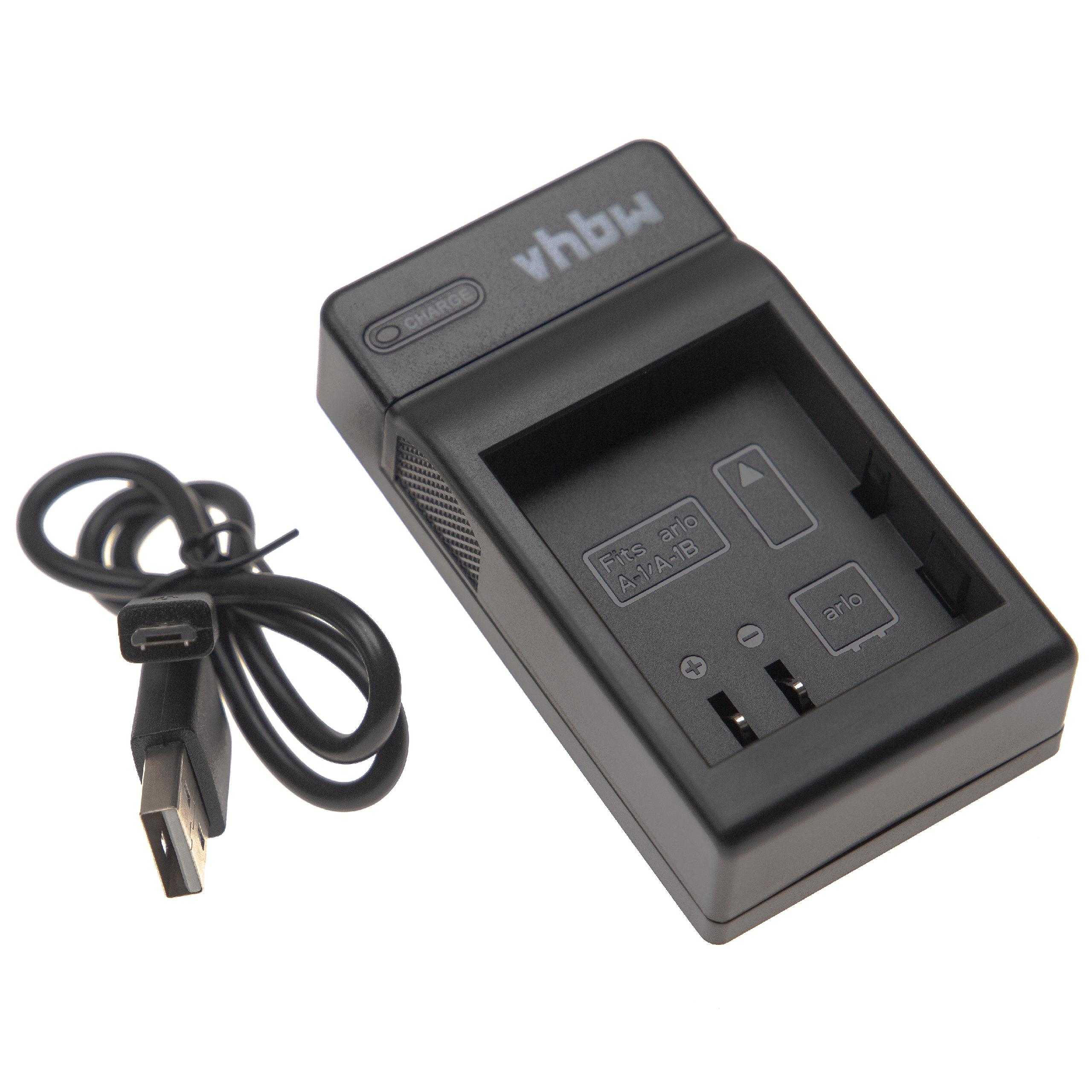 Schwarzes Kamerabatterieladegerät mit USB-Kabel. Das Ladegerät hat den Markennamen 'vhbw' und eine 'Charge'-Anzeige.