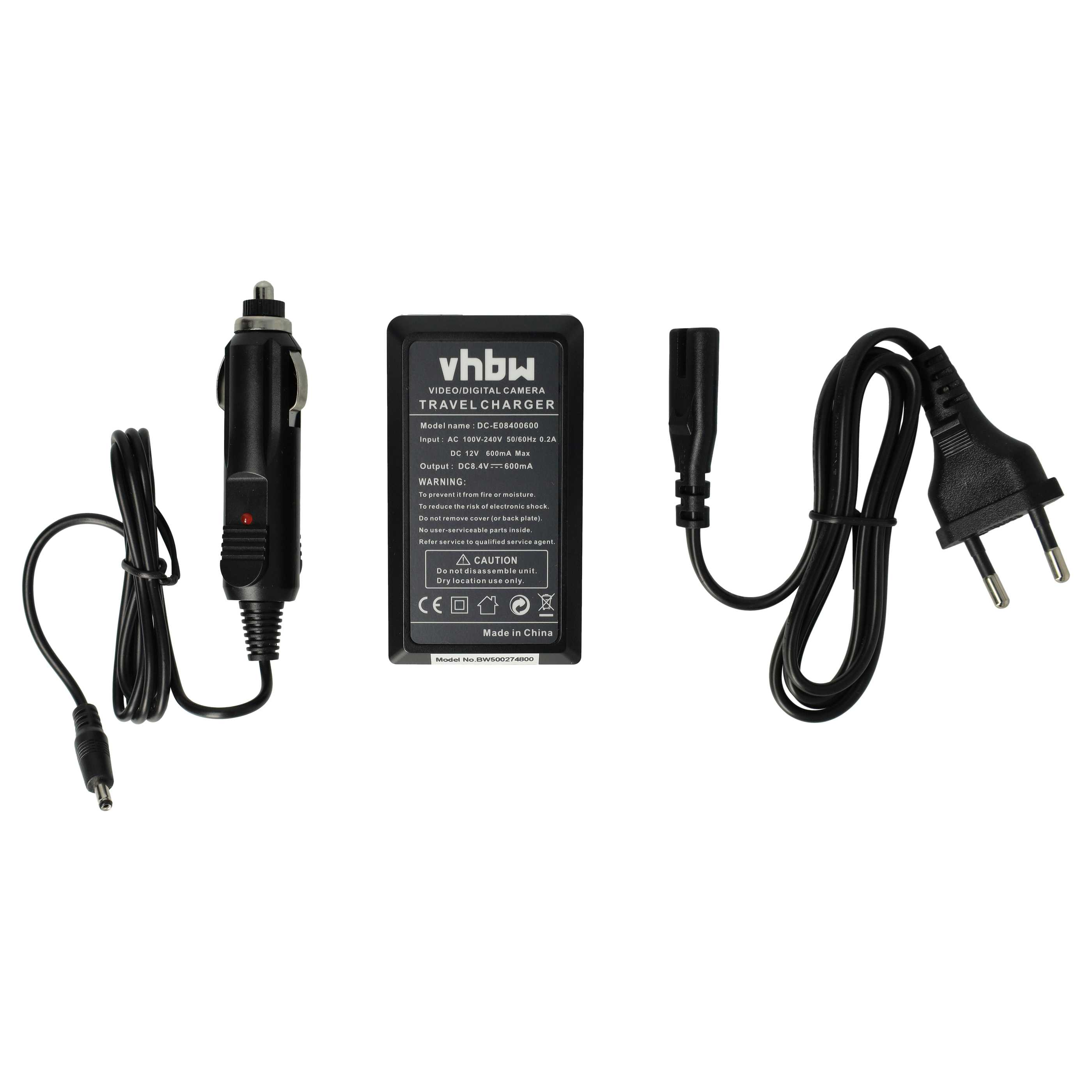 Ein Reise-Ladegerät mit Auto-Adapter, Netzteil und einem schwarzen Etikett mit Ladeinformationen.