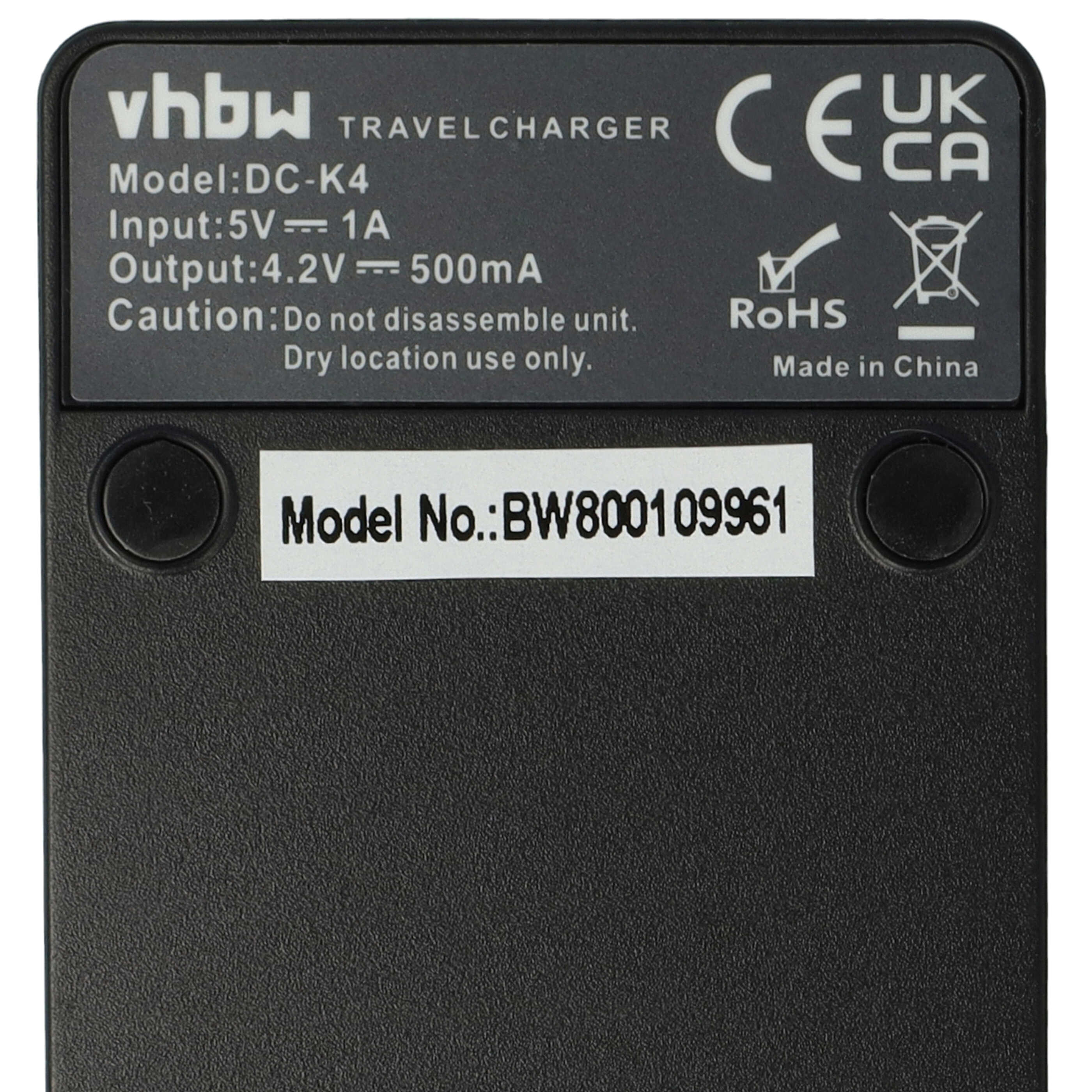 Schwarzes Ladegerät mit weißem Text: vhbw, Travel Charger, Modell DC-K4, Input 5V=1A, Output 4,2V=500mA, Made in China.