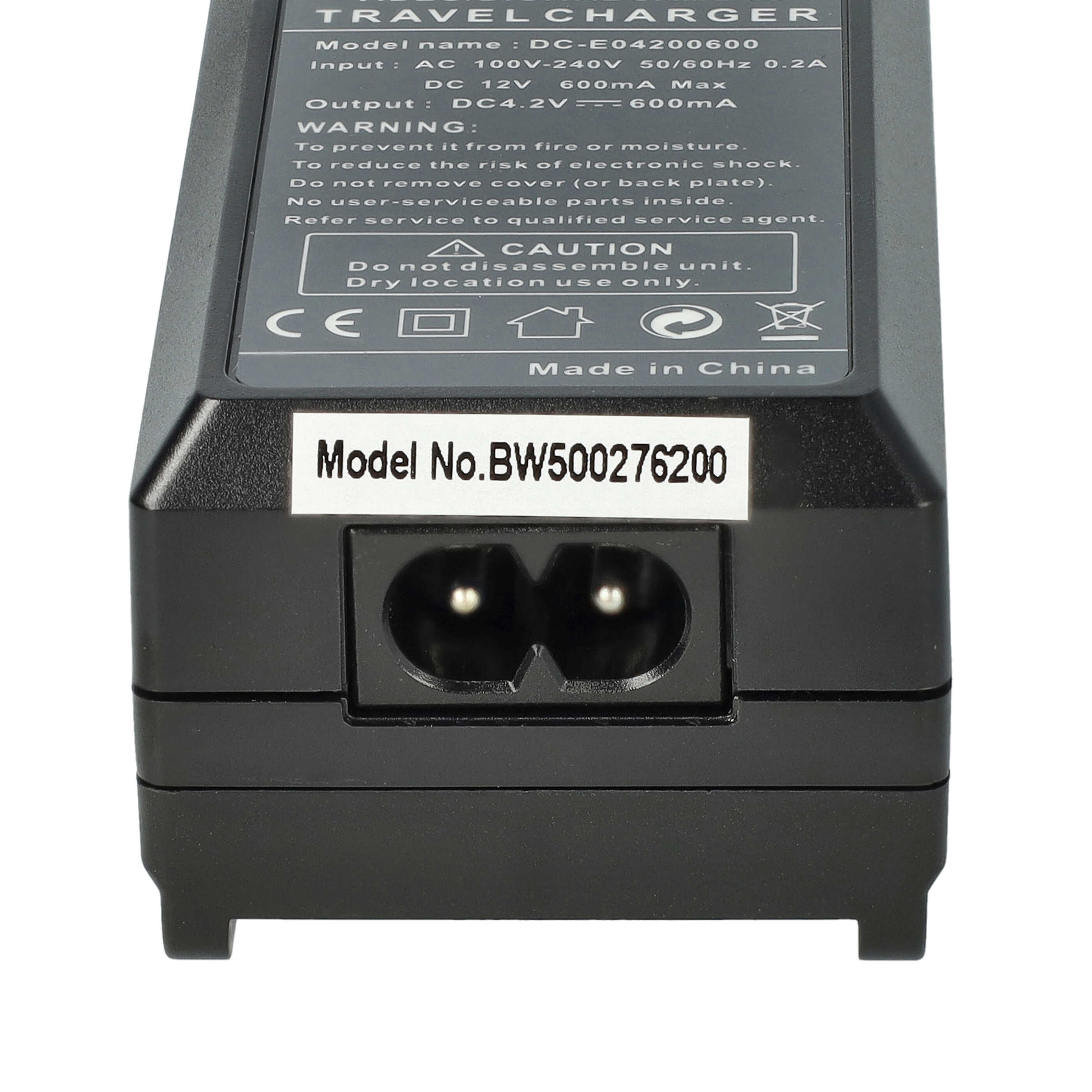 Schwarzes Reisegerät mit Eingangs- und Ausgangsdetails. Modellnummer BW500276200. Hergestellt in China.